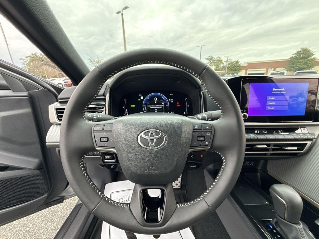 Toyota Camry Se - Thumbnail 15