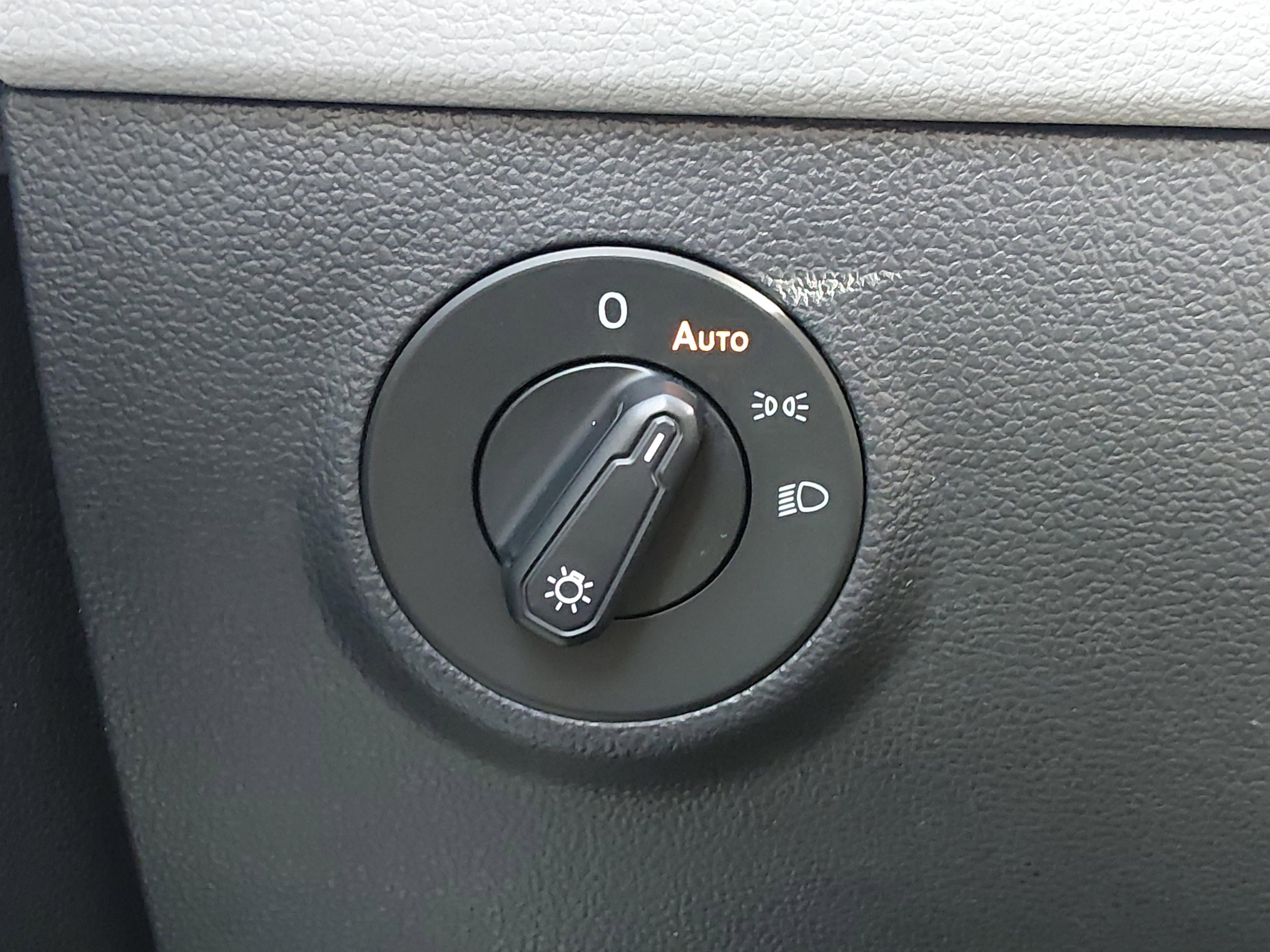 Volkswagen Taos S Fwd - Thumbnail 13