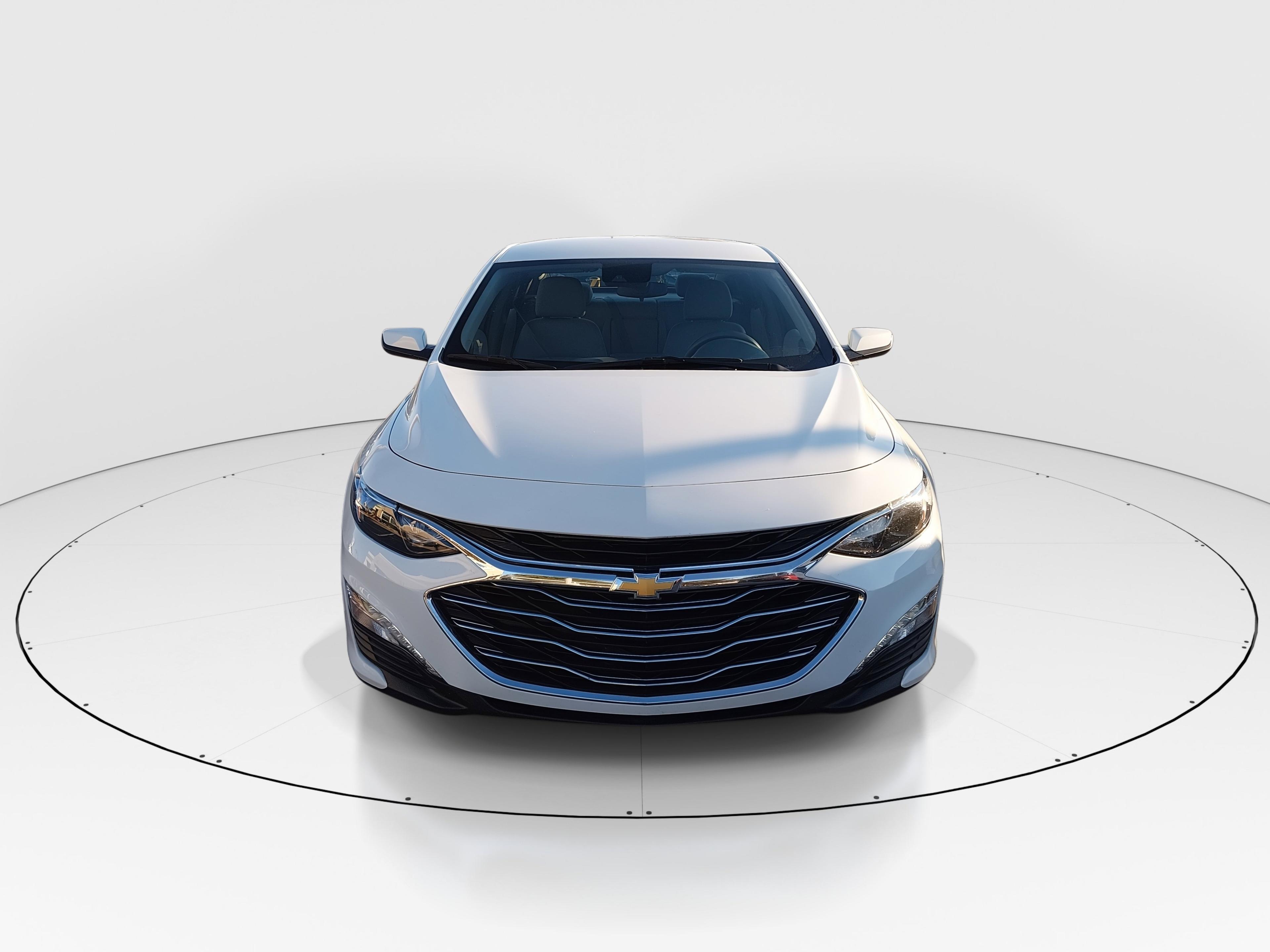 Chevrolet Malibu 4Dr Sdn 1Lt - Thumbnail 2