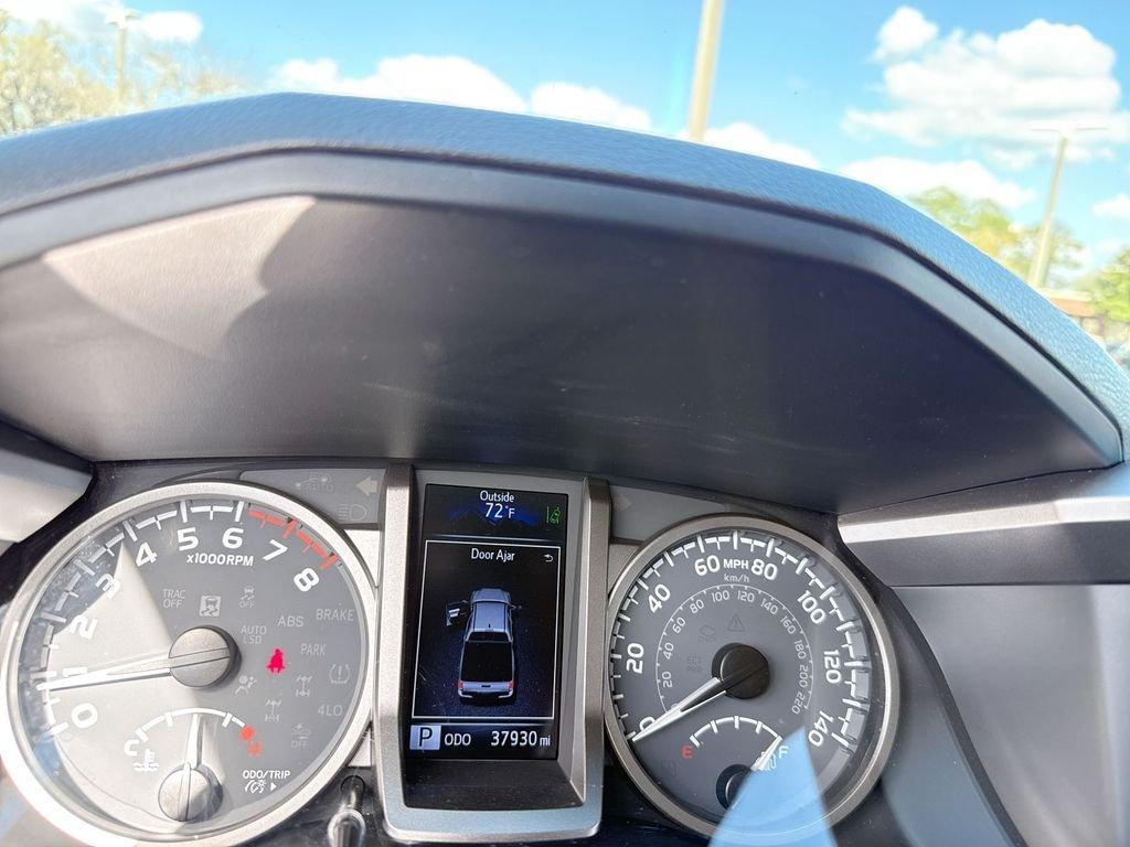 Toyota Tacoma Sr5 - Thumbnail 14