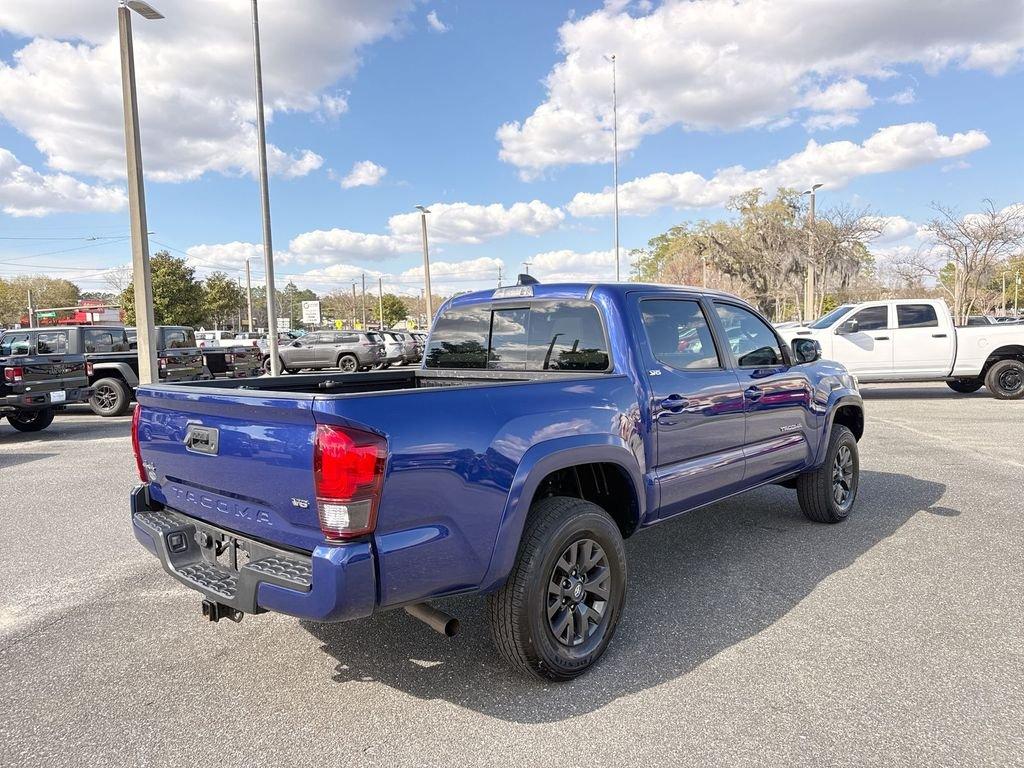 Toyota Tacoma Sr5 - Thumbnail 4