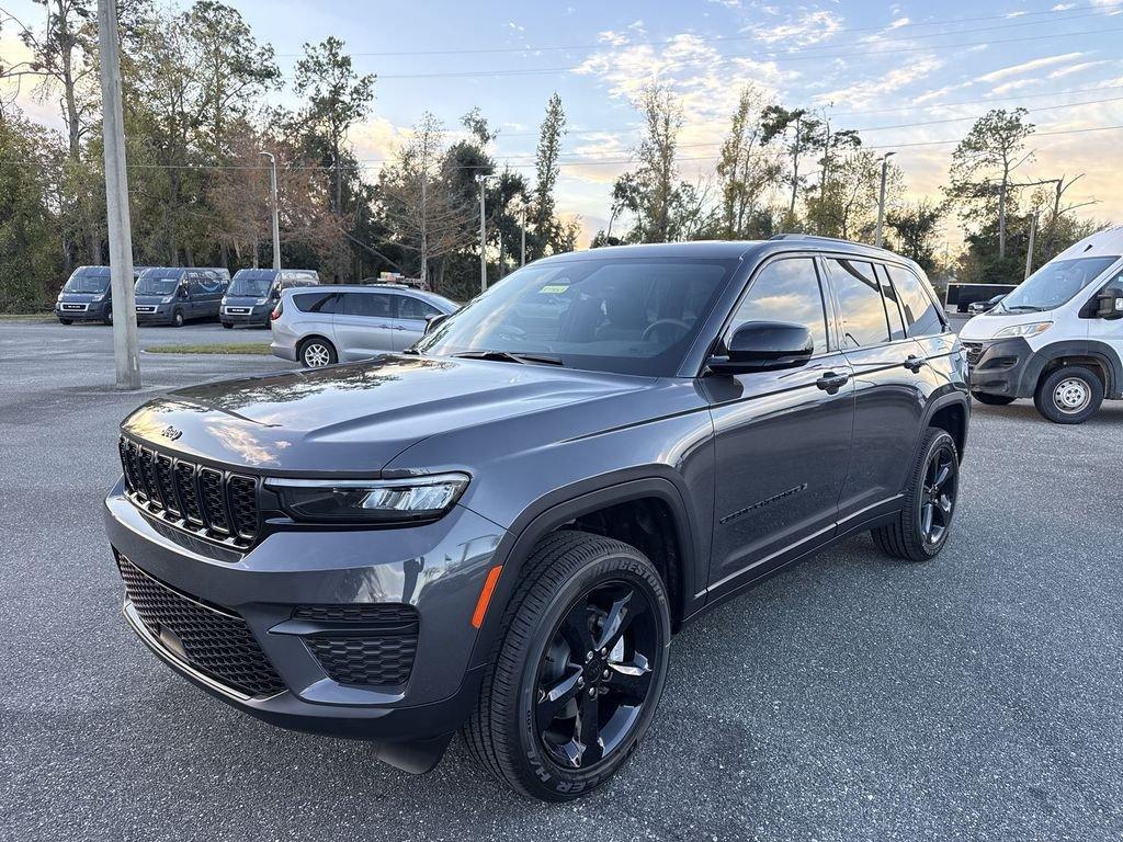 Jeep Grand Cherokee Altitude X 4X4 - Thumbnail 8