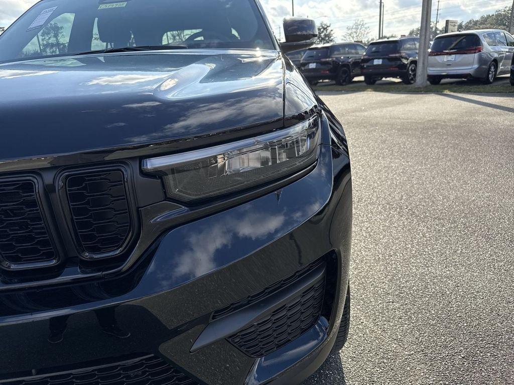 Jeep Grand Cherokee Altitude X 4X4 - Thumbnail 9