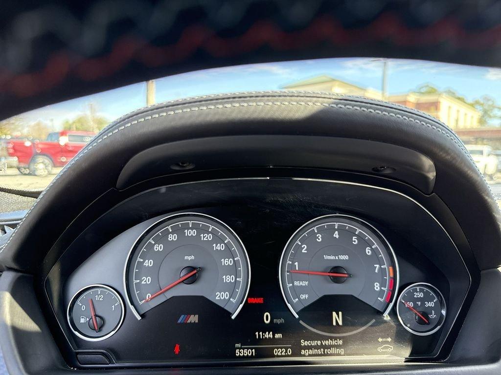 BMW M4 Base - Thumbnail 16