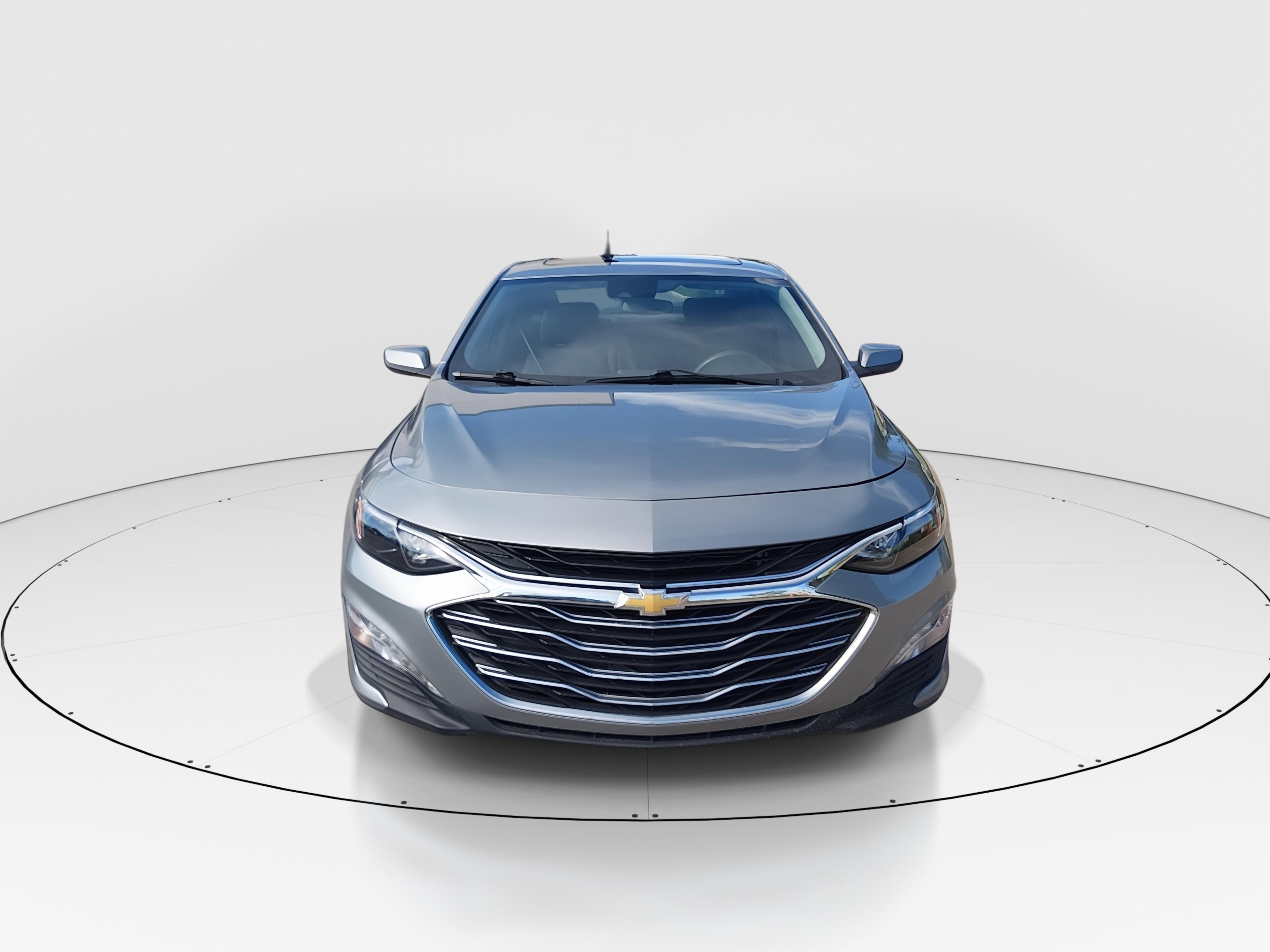 Chevrolet Malibu 4Dr Sdn 1Lt - Thumbnail 2