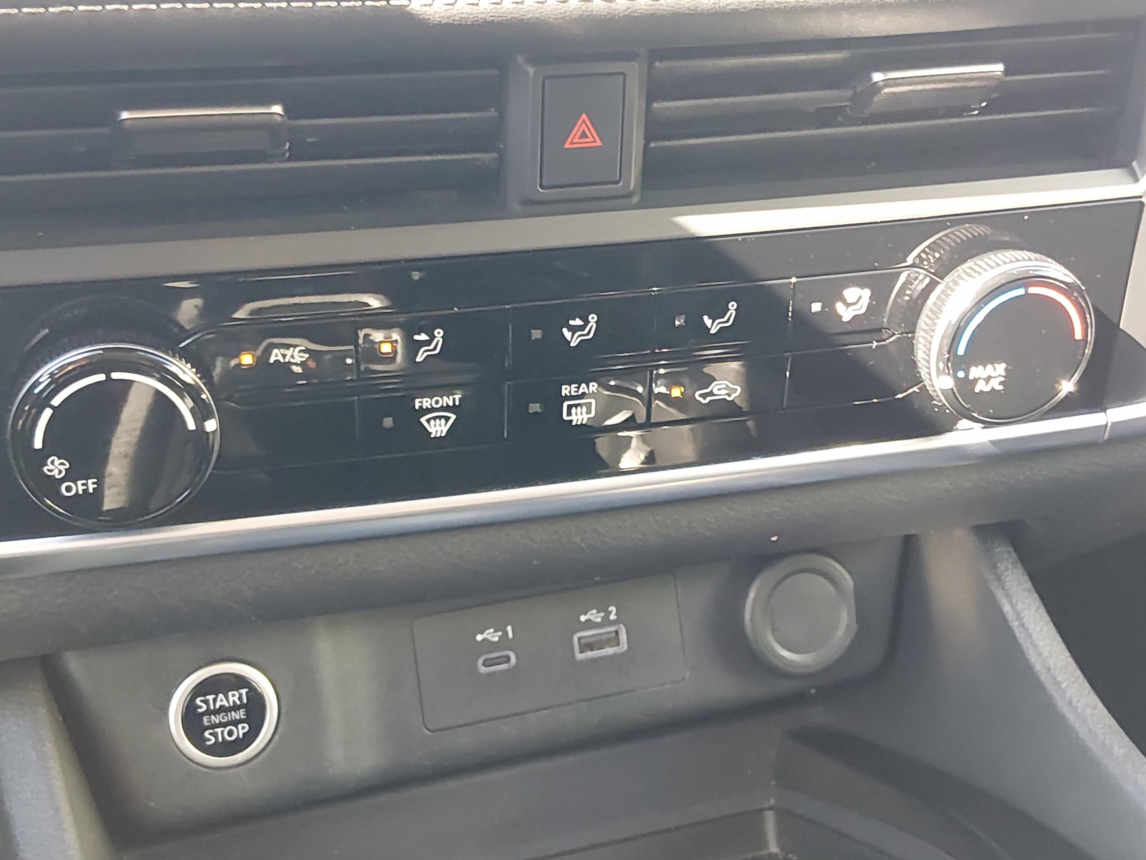 Nissan Rogue Awd S - Thumbnail 18