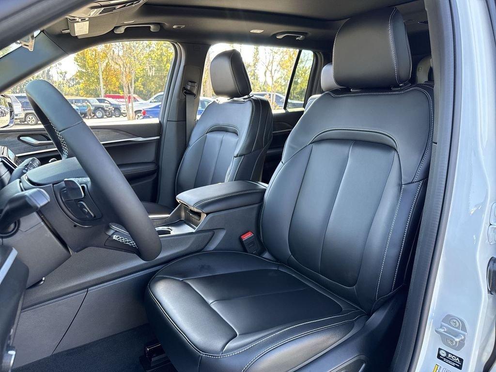 Jeep Grand Cherokee L Limited 4X2 - Thumbnail 11