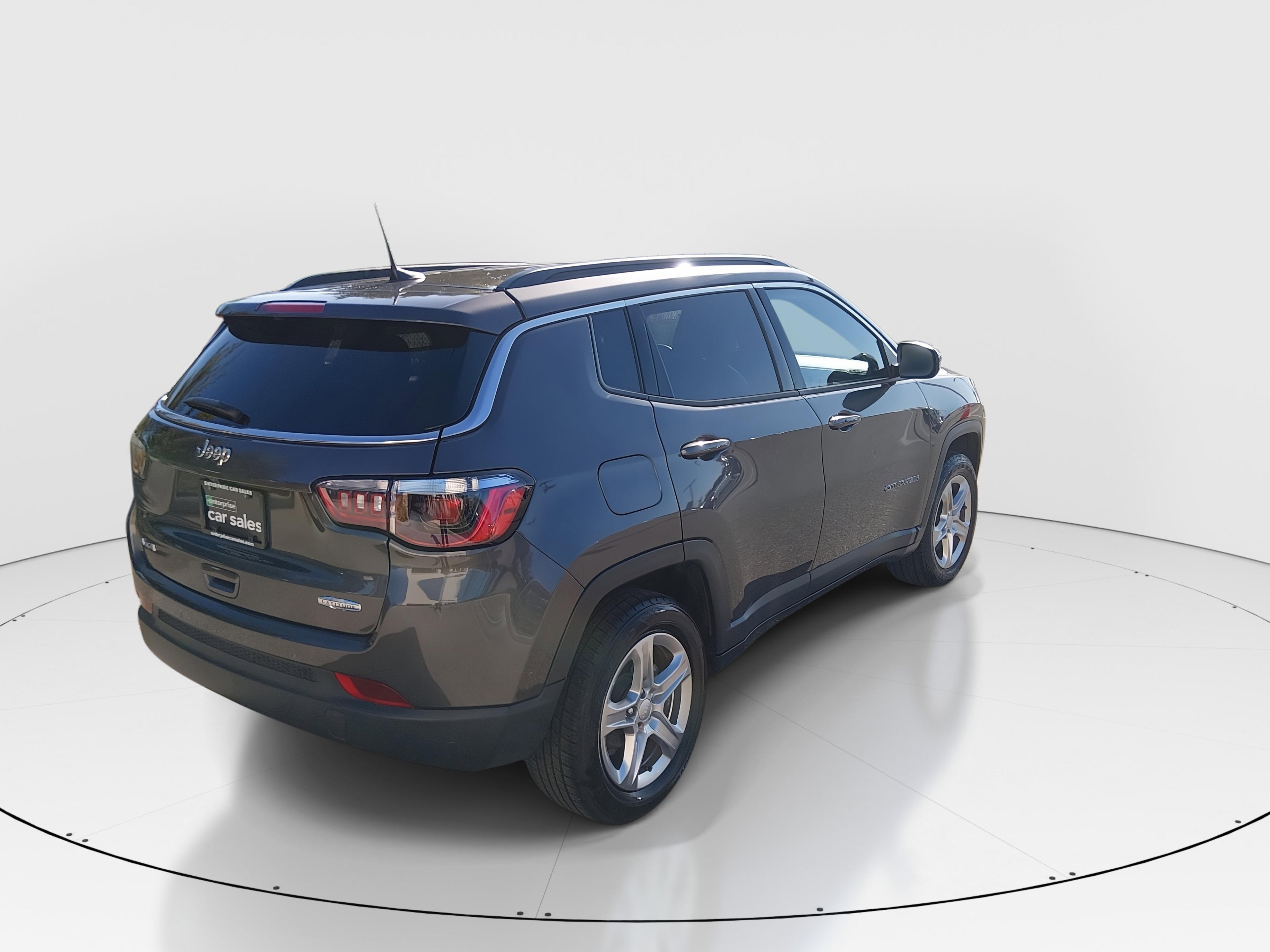 Jeep Compass Latitude 4X4 - Thumbnail 7