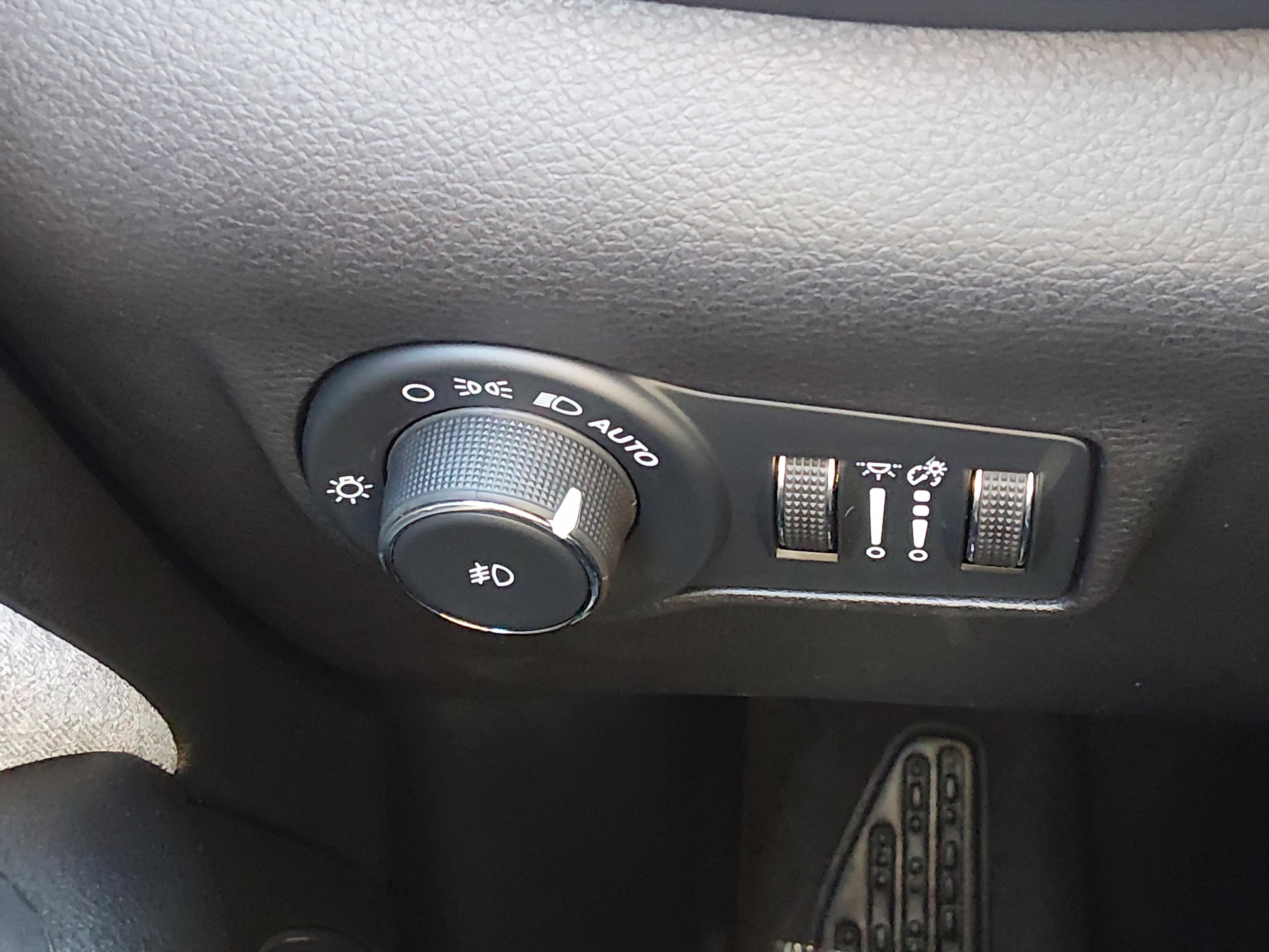 Jeep Compass Latitude 4X4 - Thumbnail 13