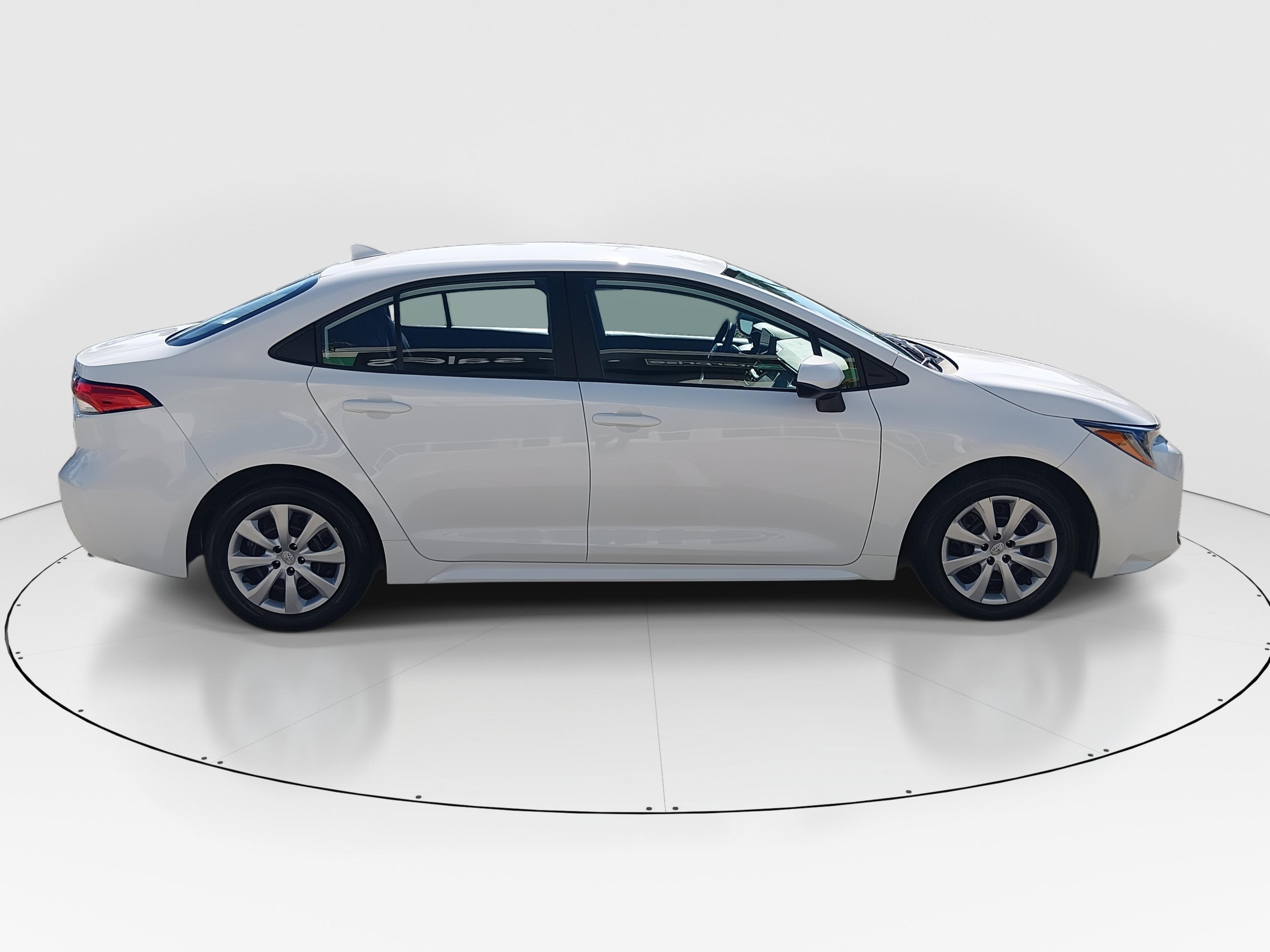 Toyota Corolla Le Cvt - Thumbnail 8