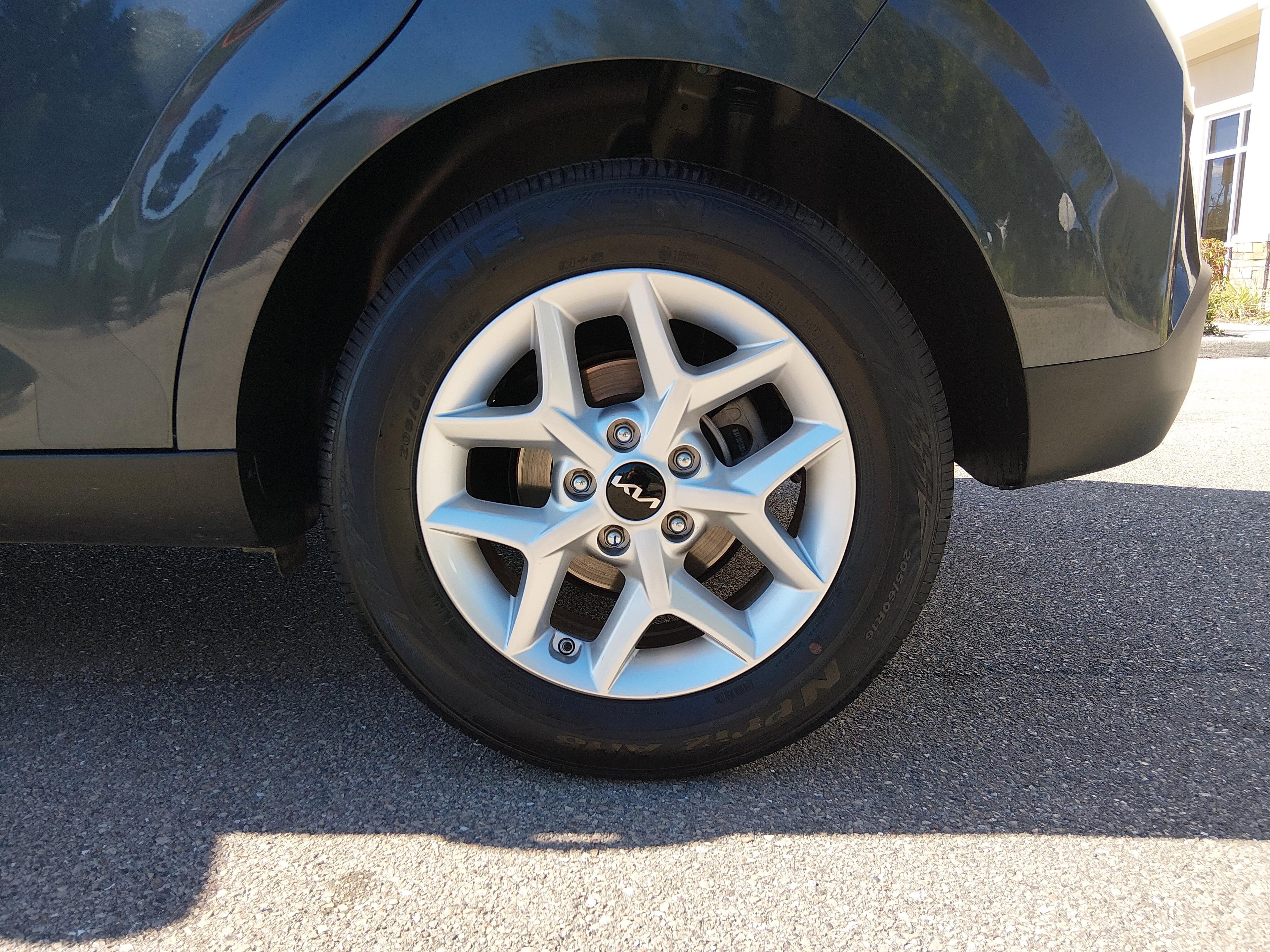 Kia Soul Lx Fwd - Thumbnail 10