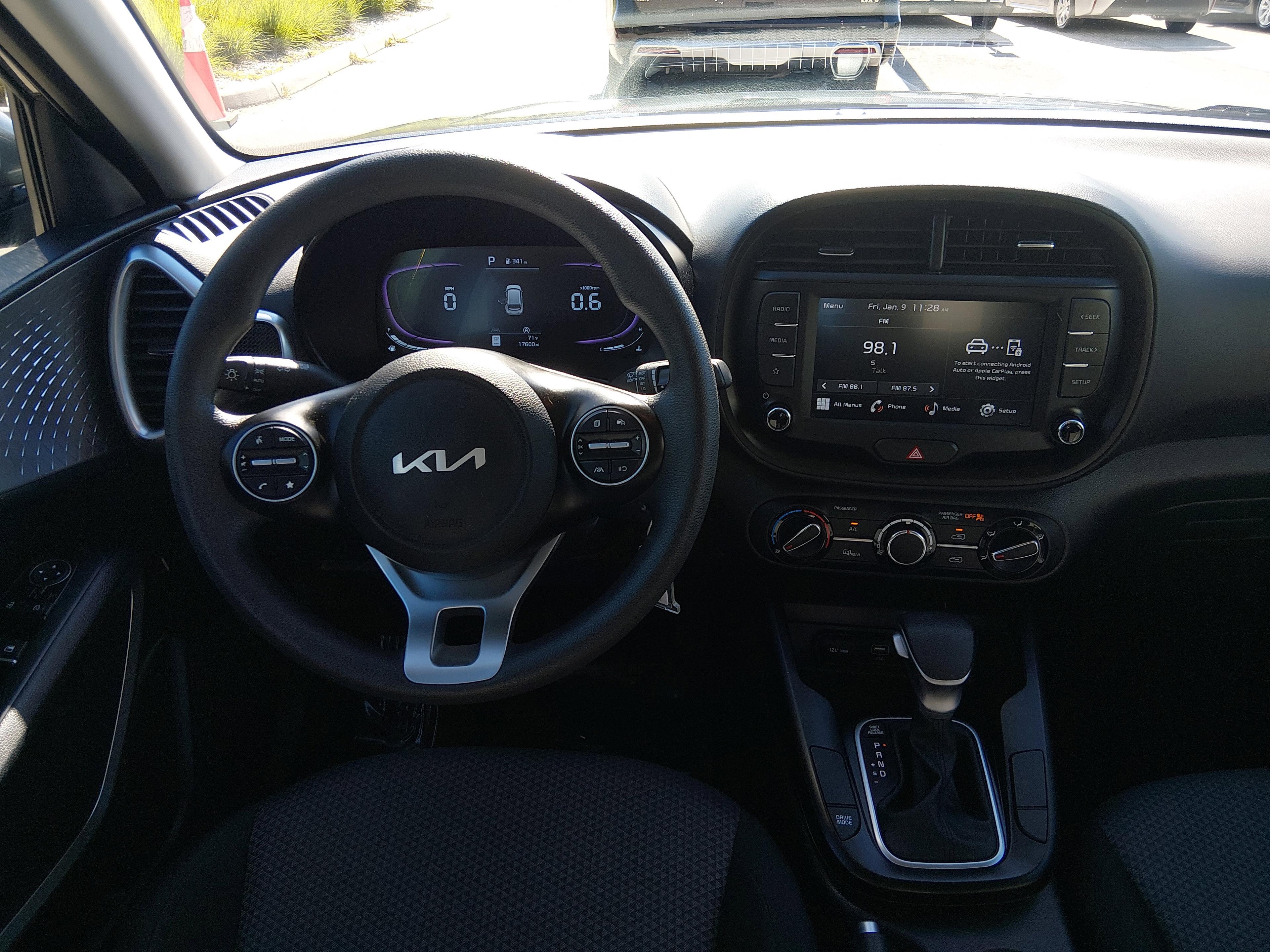 Kia Soul Lx Fwd - Thumbnail 12