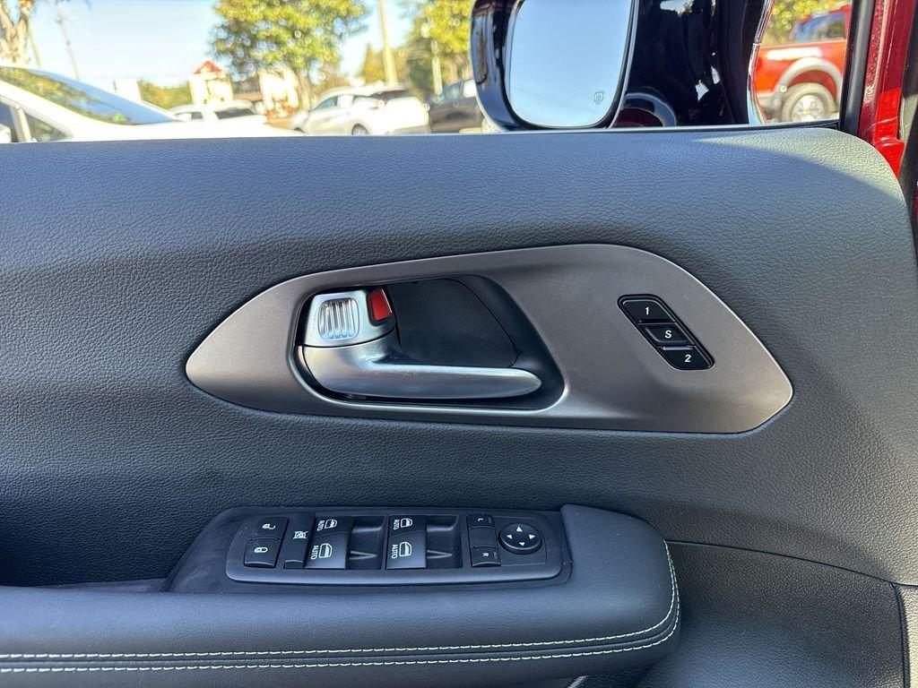 Chrysler Pacifica Select - Thumbnail 14
