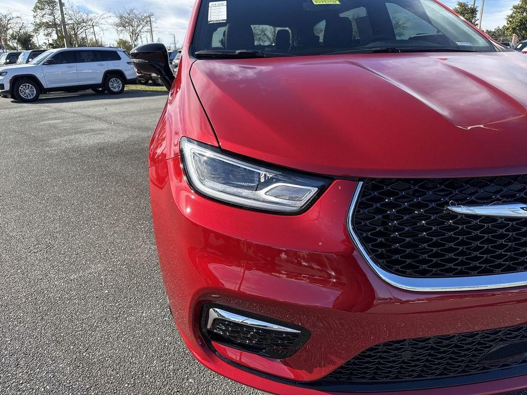 Chrysler Pacifica Select - Thumbnail 10