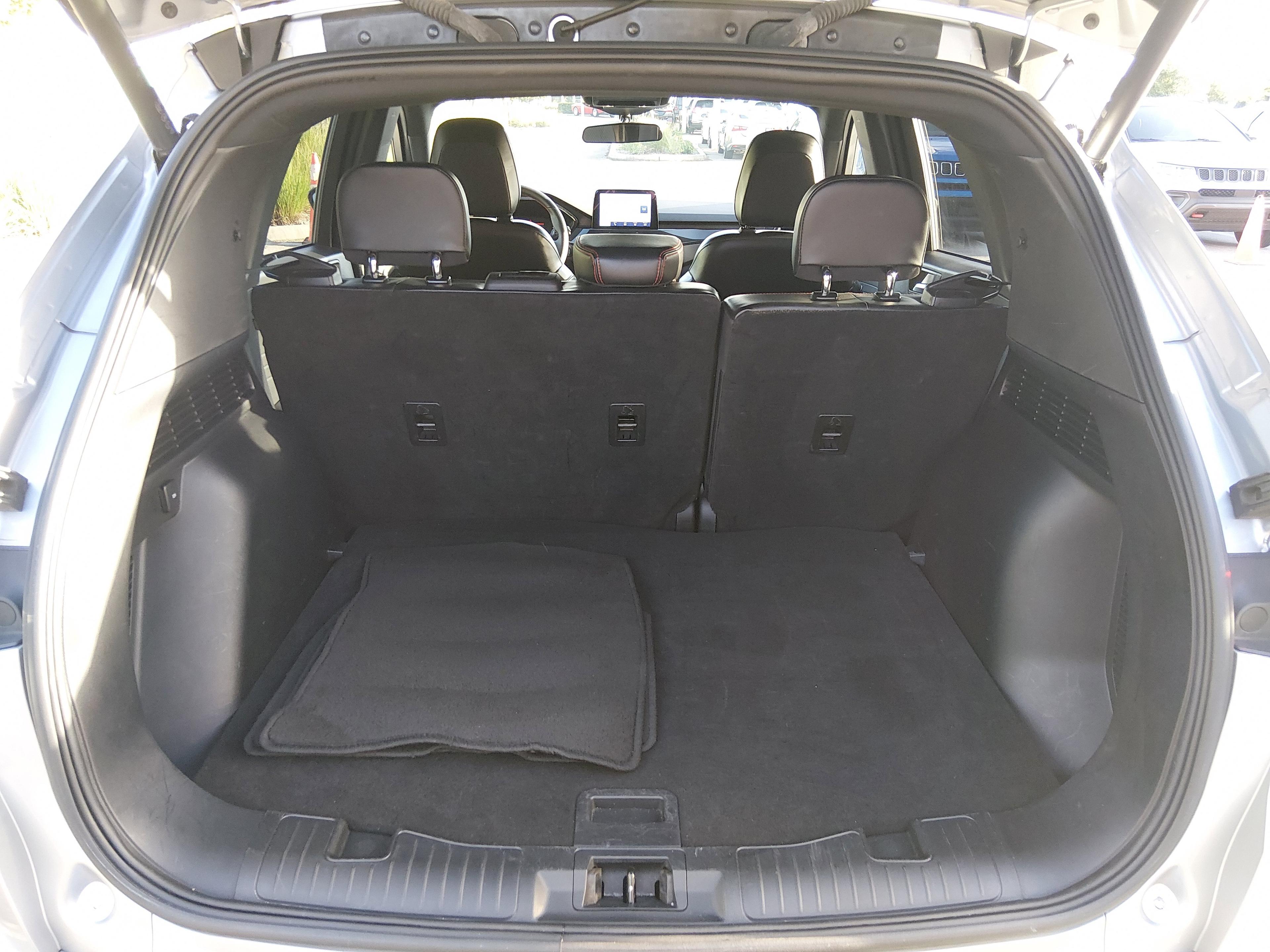 Ford Escape St-Line Fwd - Thumbnail 11