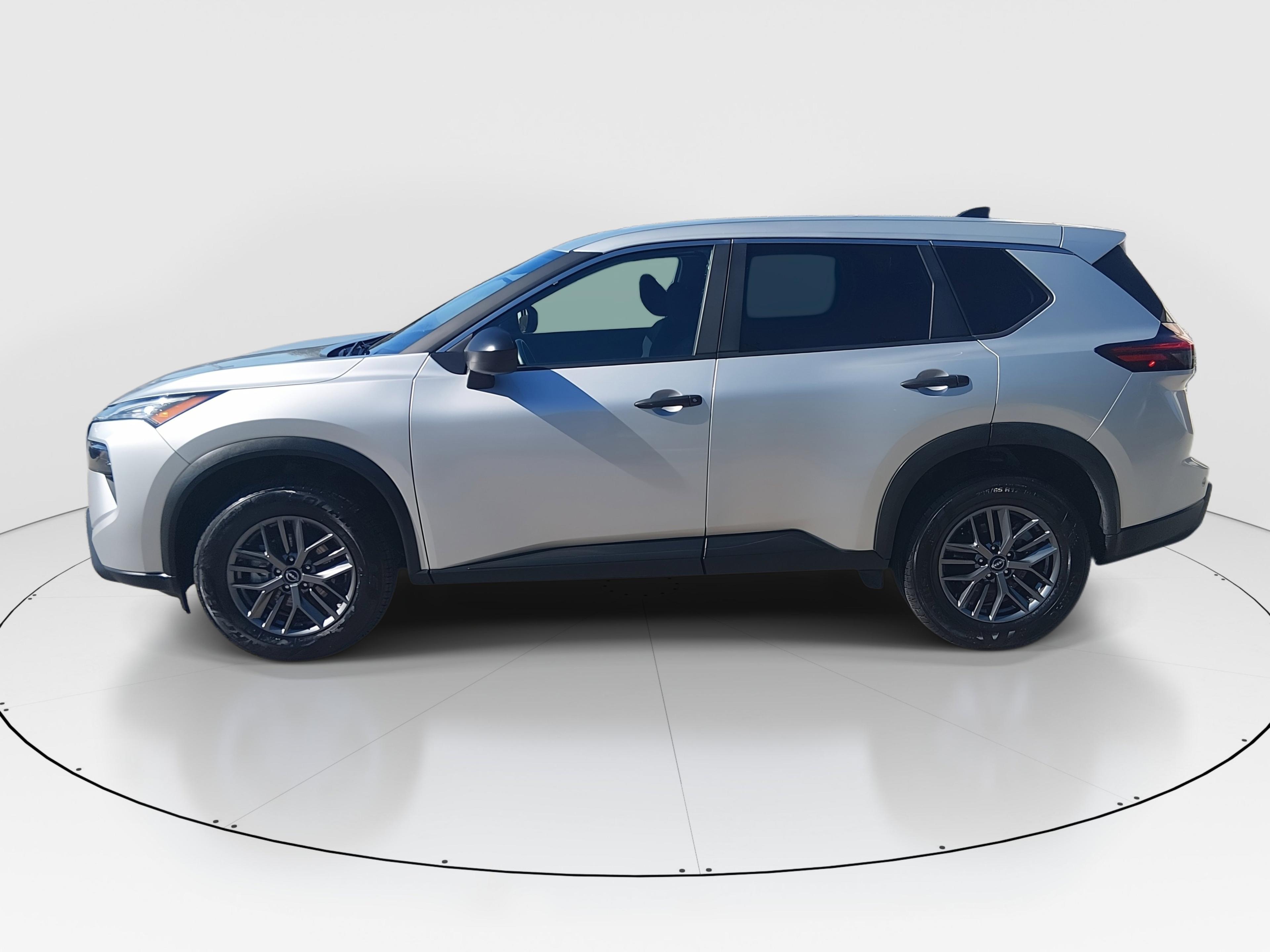 Nissan Rogue Fwd S - Thumbnail 4