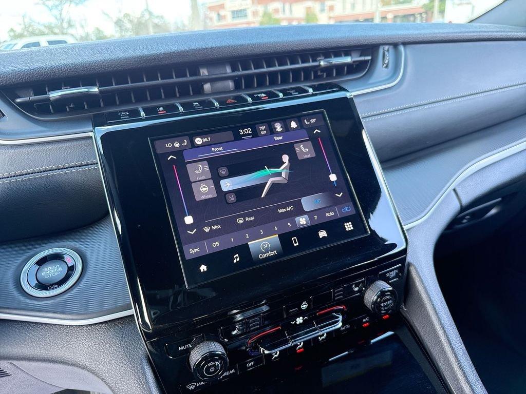 Jeep Grand Cherokee L Laredo X 4X4 - Thumbnail 20