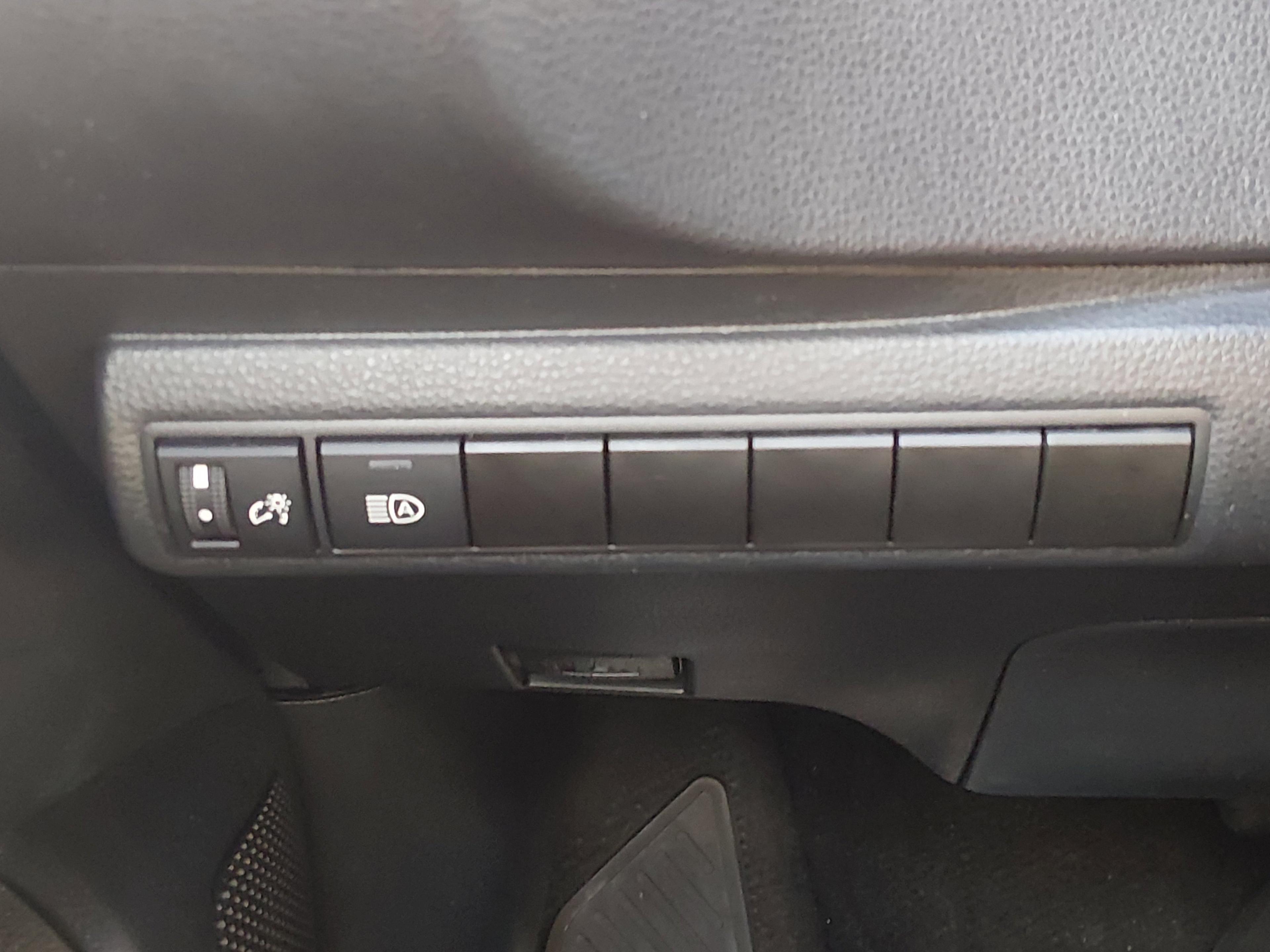 Toyota Corolla Le Cvt - Thumbnail 13