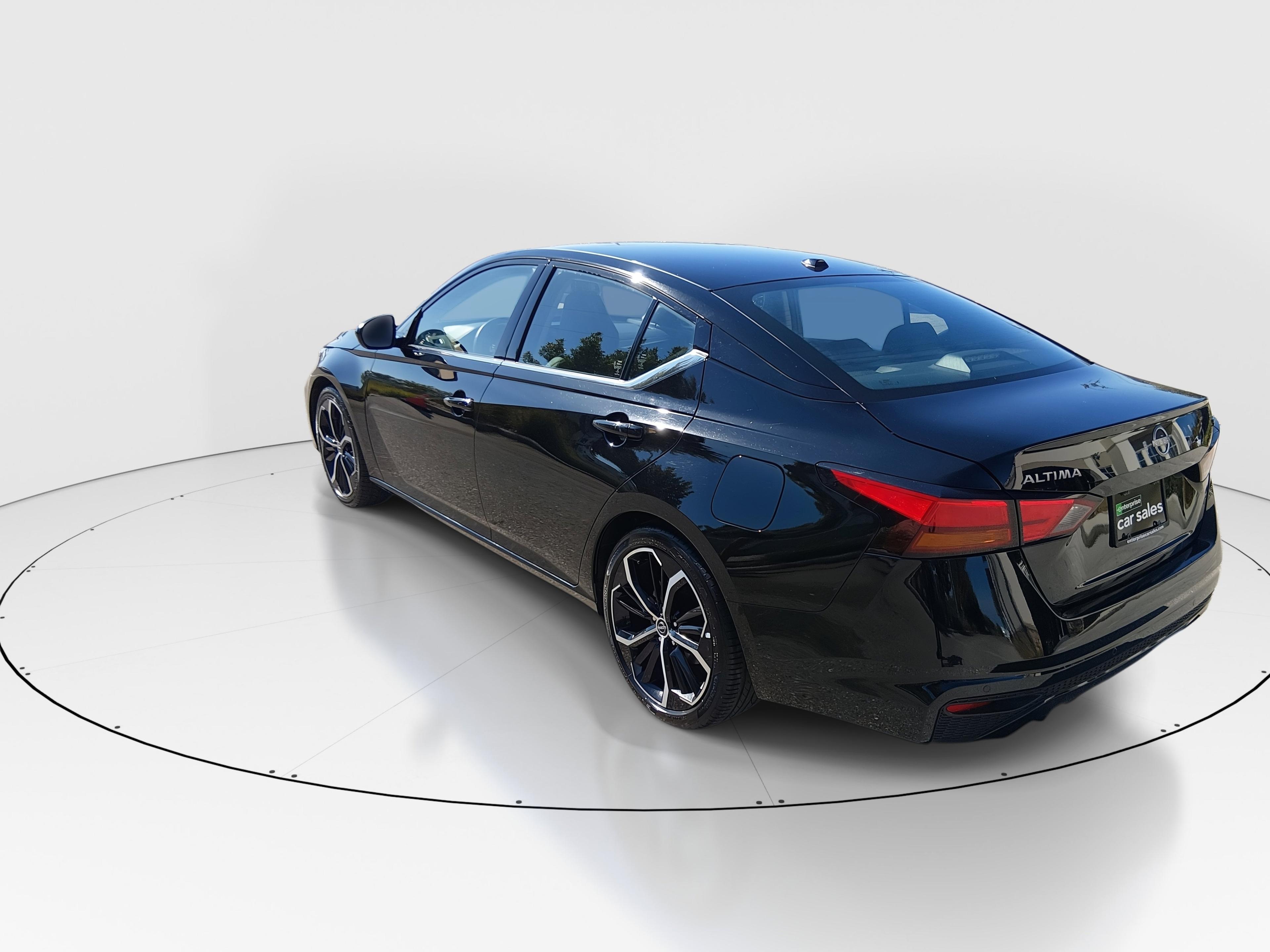 Nissan Altima 2.5 Sr Sedan - Thumbnail 5