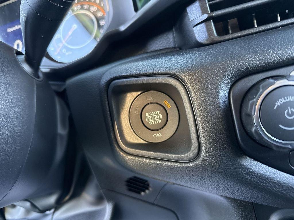 Jeep Wrangler 4-Door Sport S - Thumbnail 18