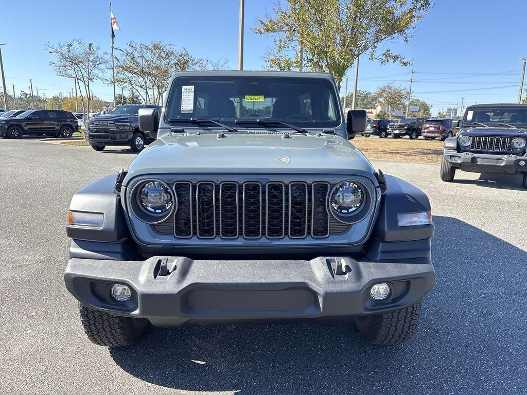 Jeep Wrangler 4-Door Sport S - Thumbnail 9