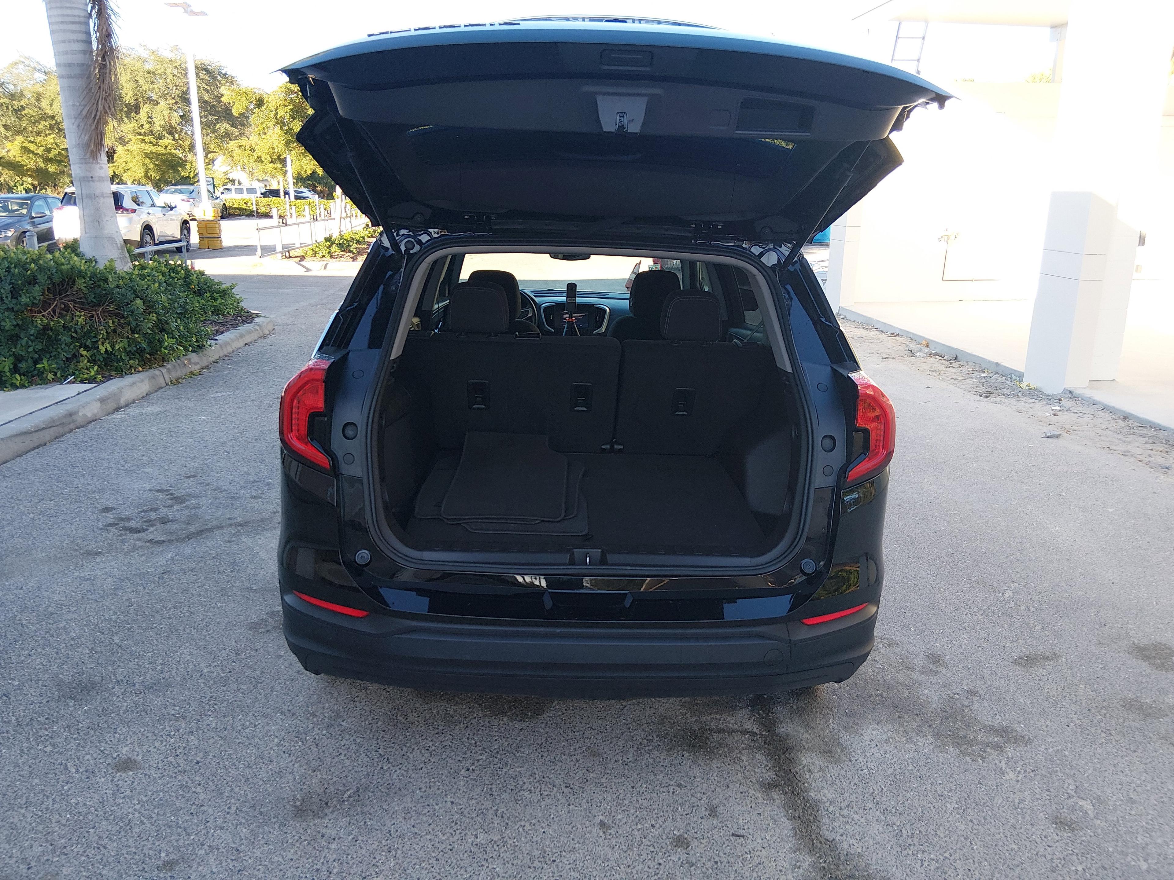 GMC Terrain Fwd 4Dr Sle - Thumbnail 11