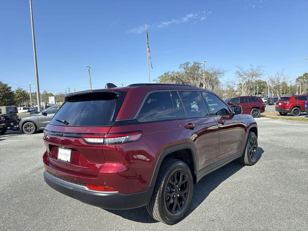 Jeep Grand Cherokee Laredo Altitude 4X4 - Thumbnail 3