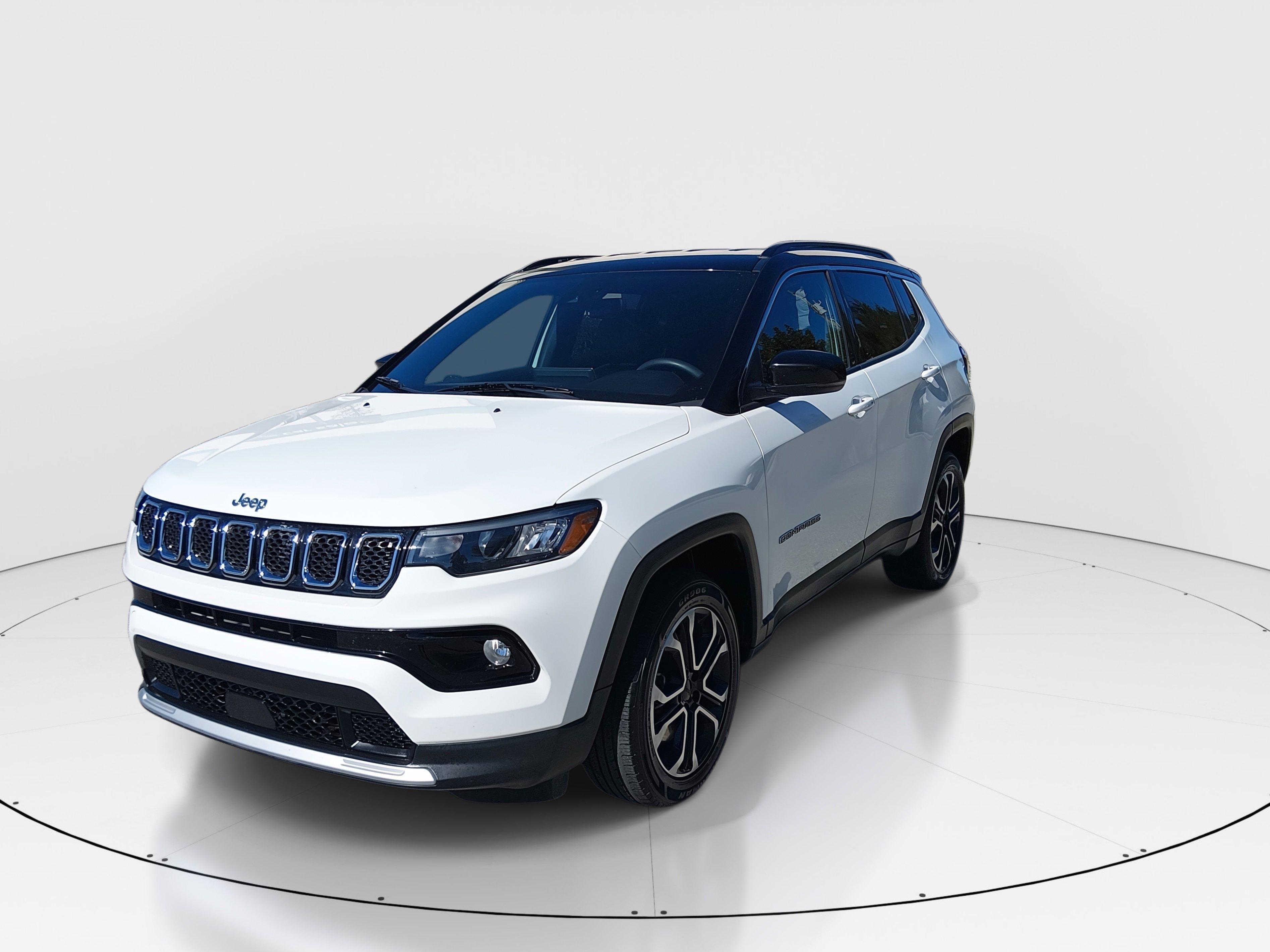 Jeep Compass Limited 4X4 - Thumbnail 3