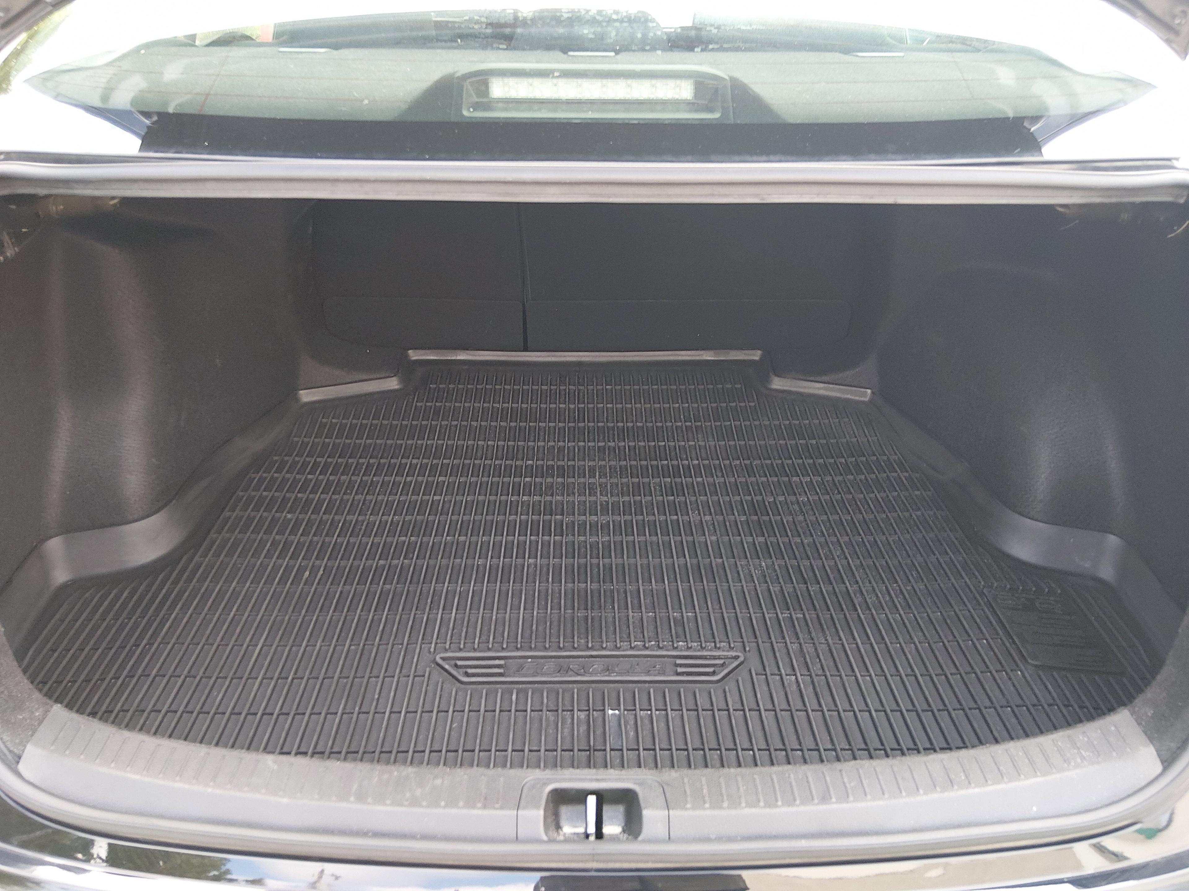 Toyota Corolla Se Cvt - Thumbnail 11