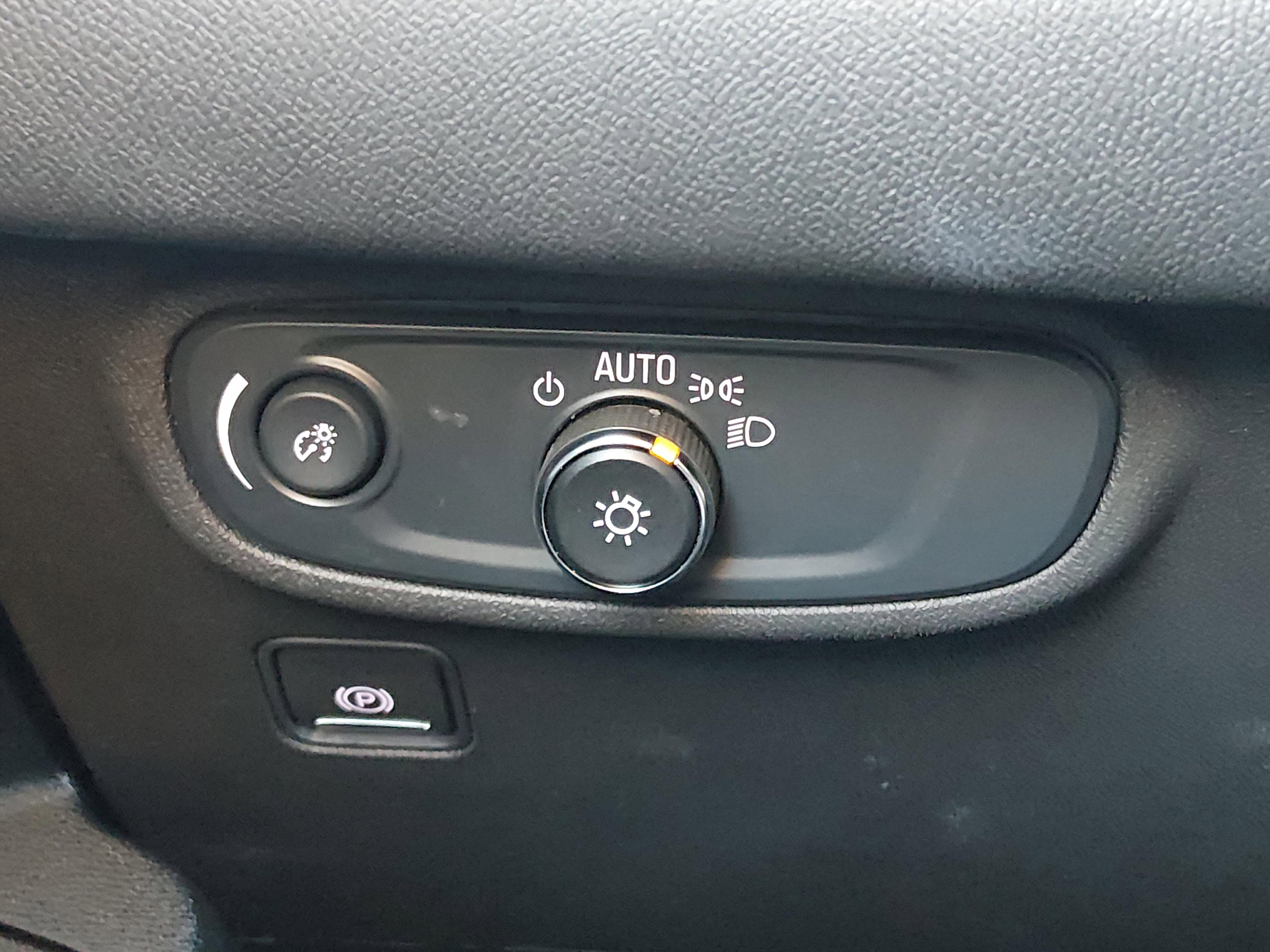 GMC Terrain Fwd 4Dr Sle - Thumbnail 13