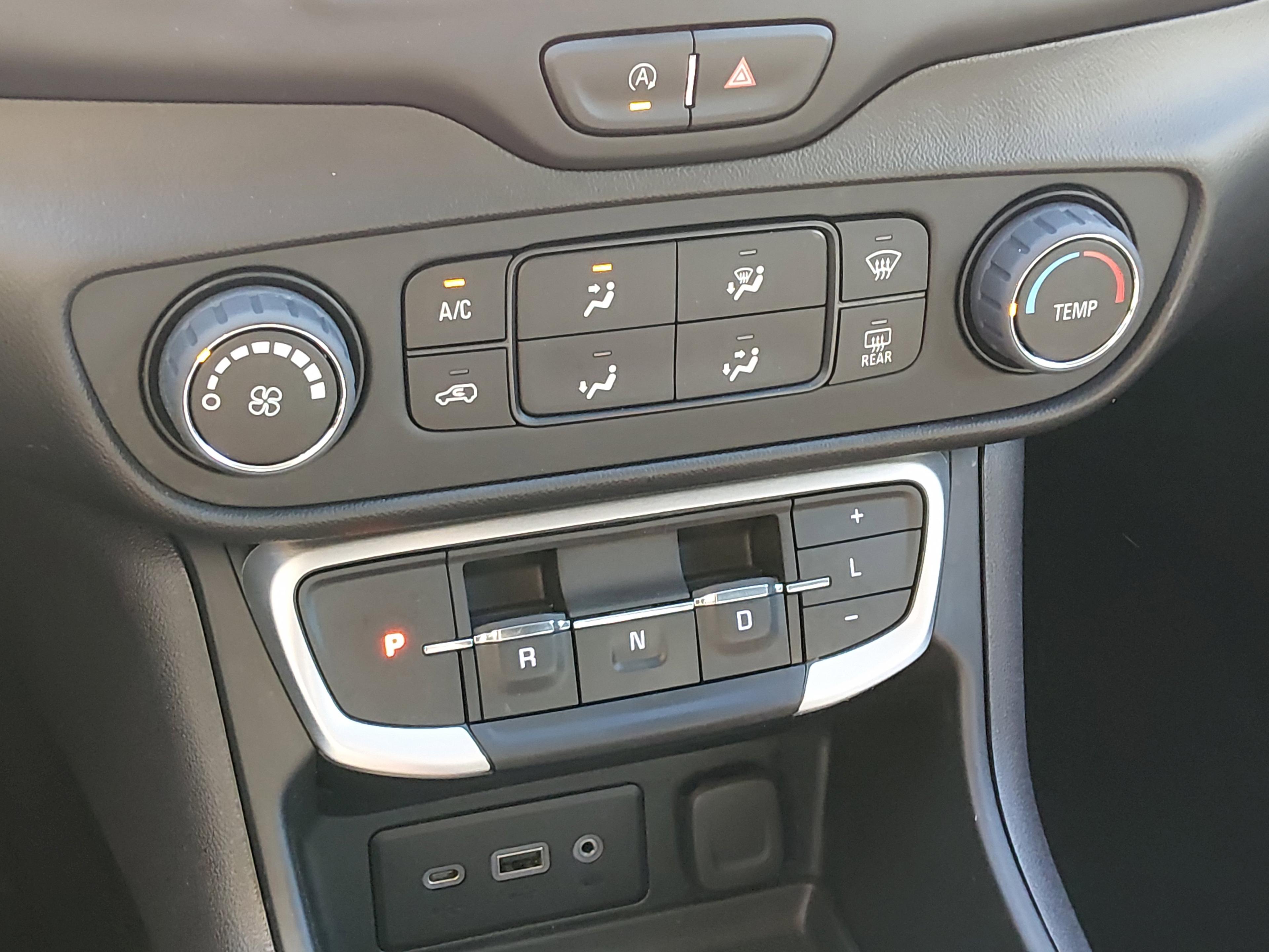 GMC Terrain Fwd 4Dr Sle - Thumbnail 18