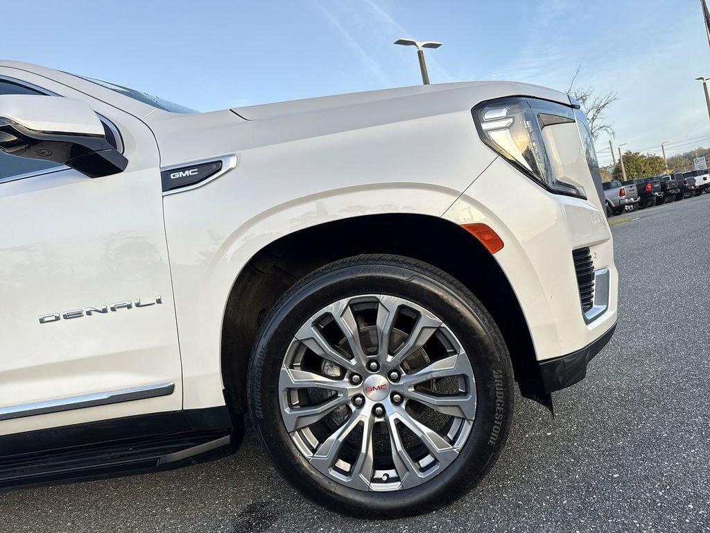 GMC Yukon Denali - Thumbnail 11