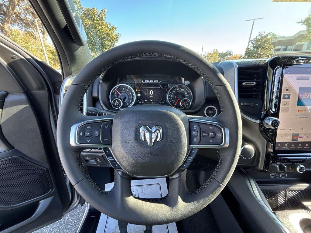 Ram 1500 Big Horn Crew Cab 4X4 5'7' Box - Thumbnail 14