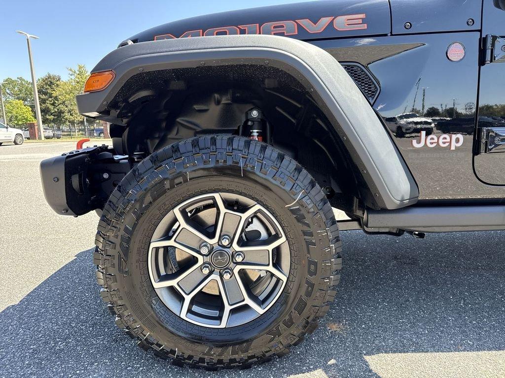 Jeep Gladiator Mojave 4X4 - Thumbnail 11