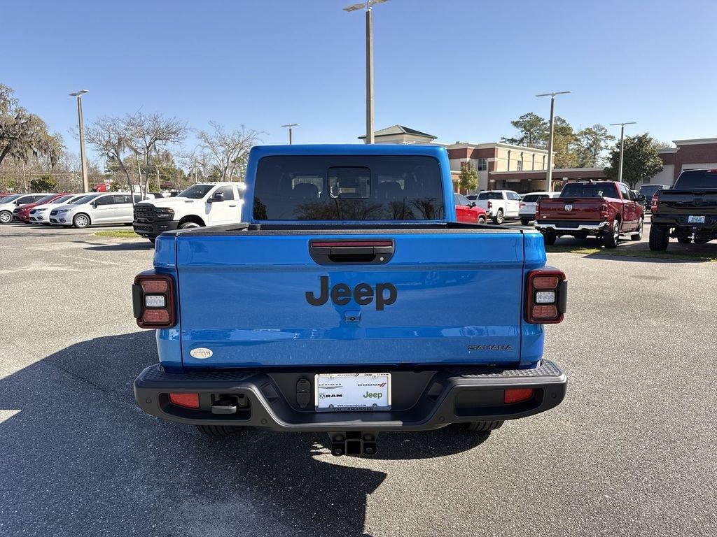 Jeep Gladiator Sahara 4X4 - Thumbnail 5