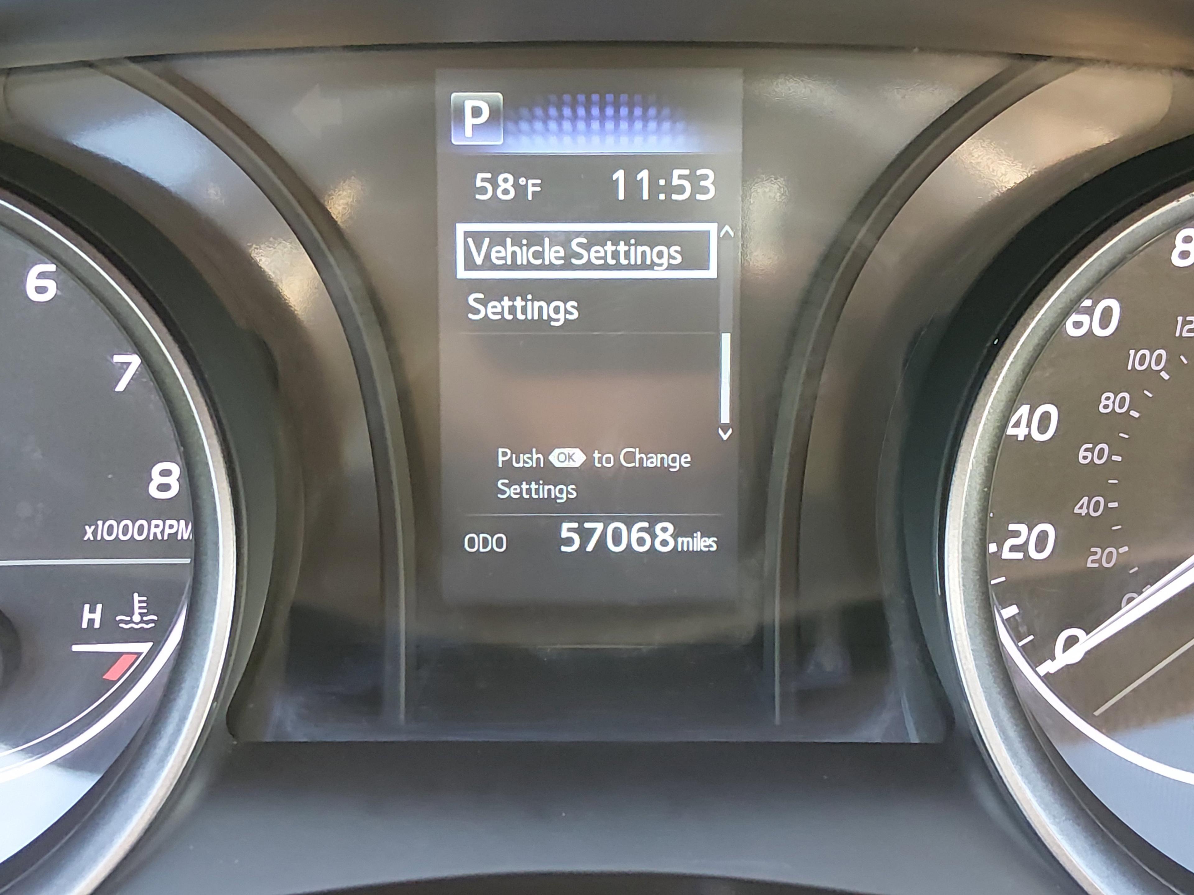 Toyota Camry Se Auto - Thumbnail 14