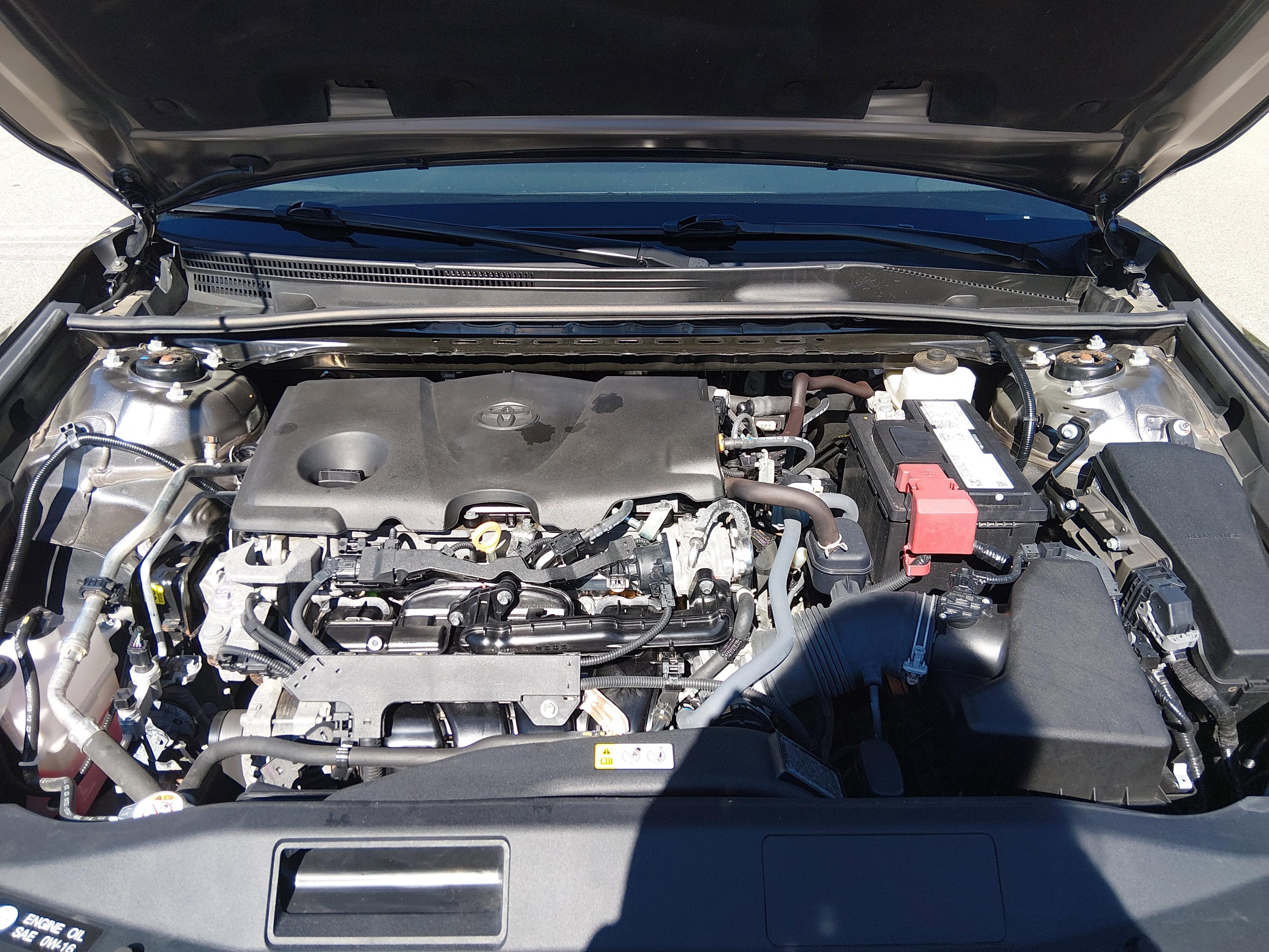 Toyota Camry Se Auto - Thumbnail 9