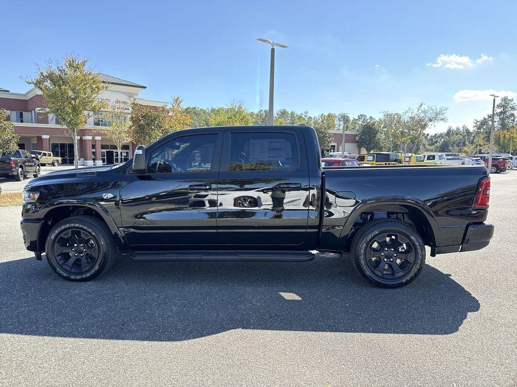 Ram 1500 Big Horn Crew Cab 4X4 5'7' Box - Thumbnail 7