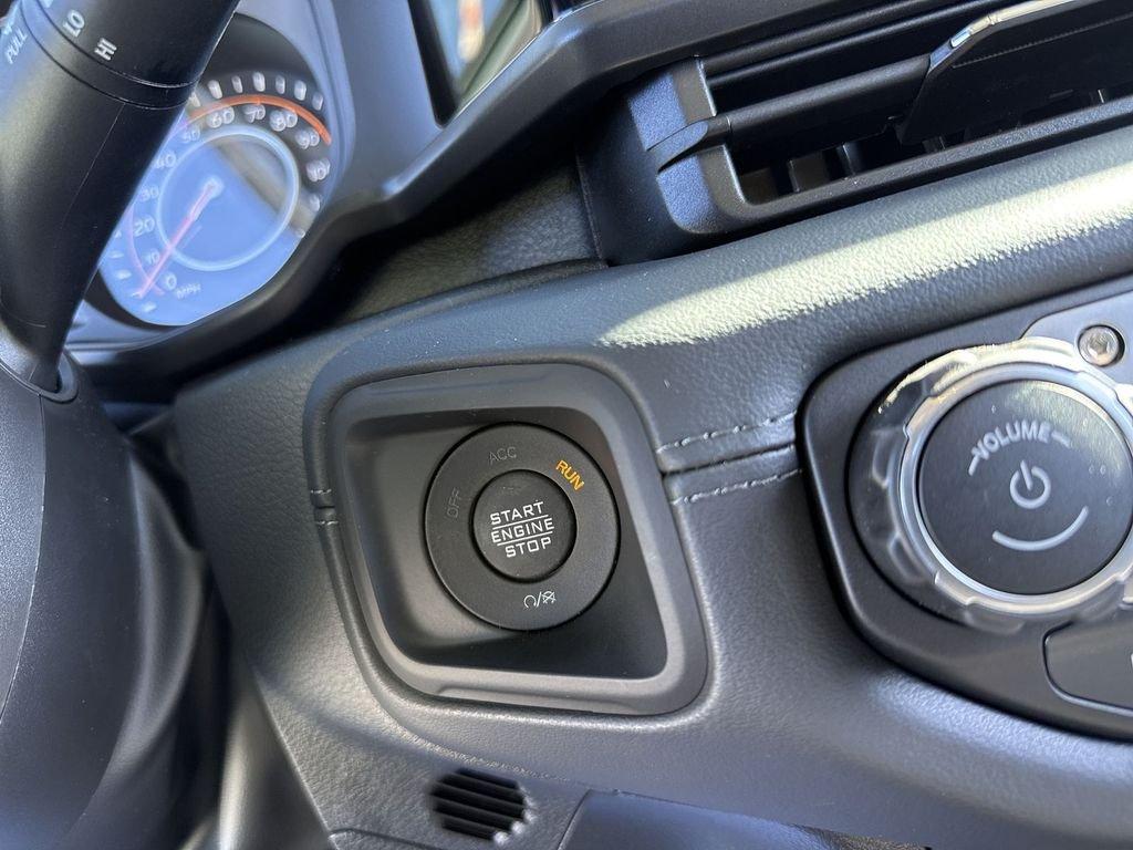 Jeep Gladiator Sahara 4X4 - Thumbnail 18