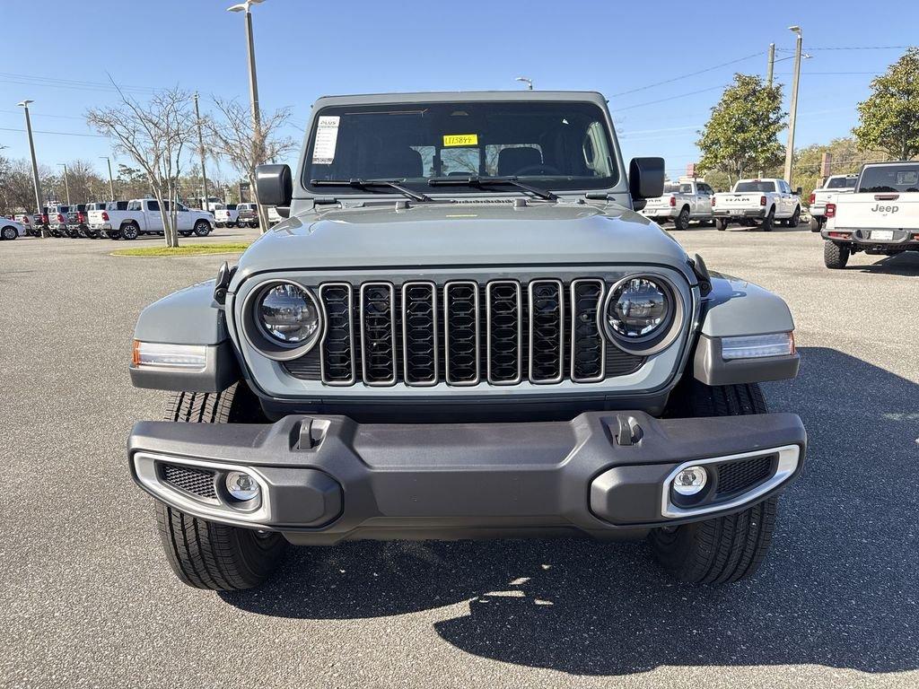 Jeep Gladiator Sahara 4X4 - Thumbnail 9