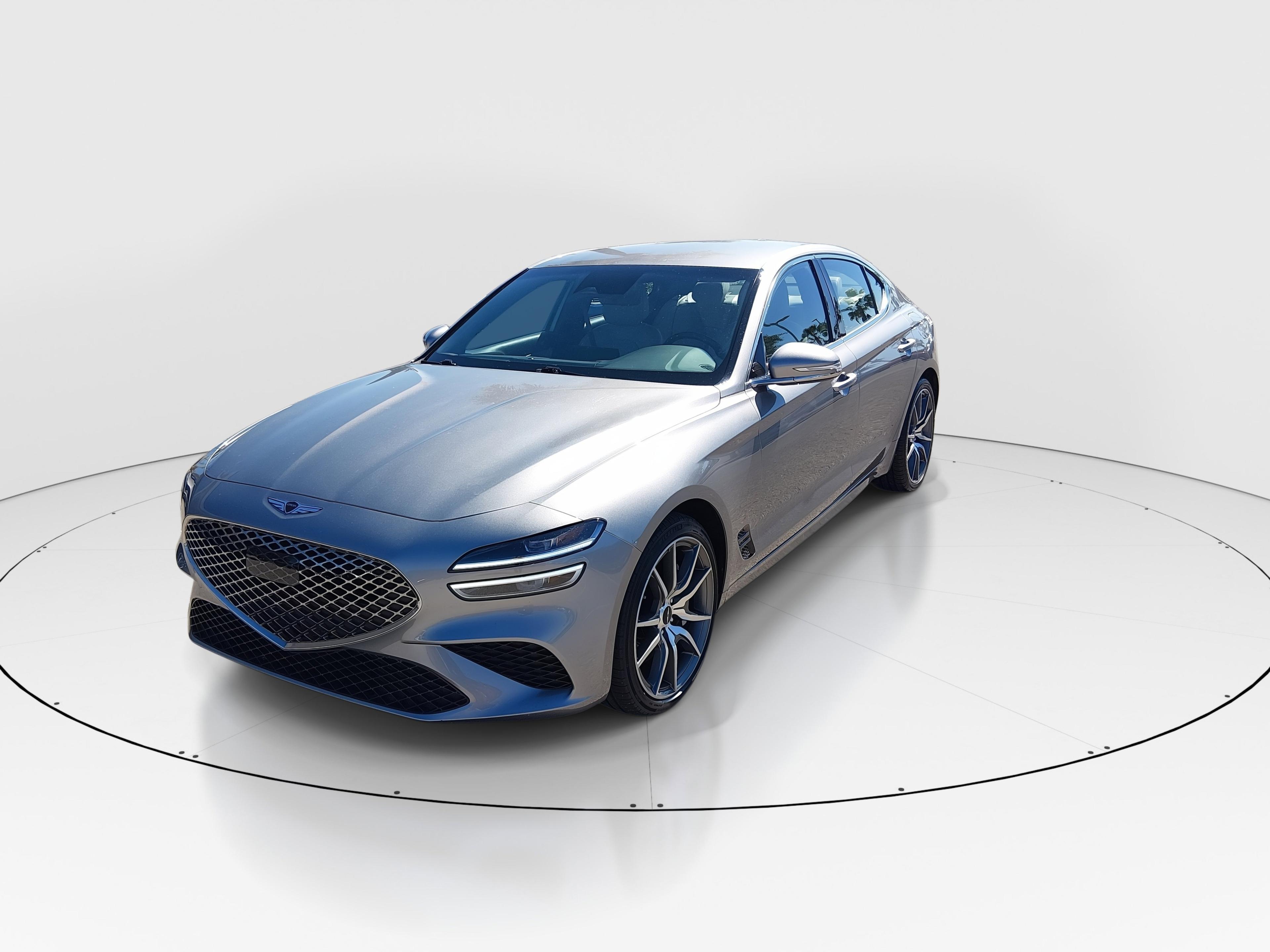 Genesis G70 2.5T Rwd - Thumbnail 3