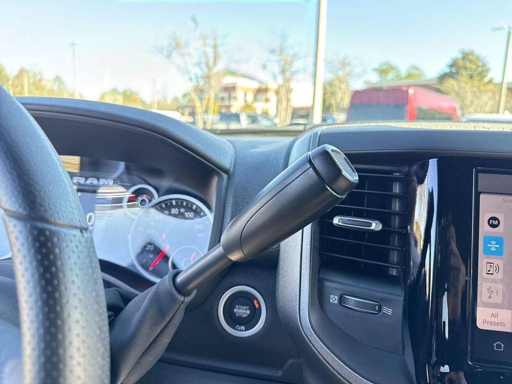 Ram 2500 Tradesman Crew Cab 4X4 6'4' Box - Thumbnail 17