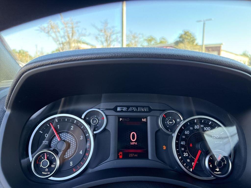 Ram 2500 Tradesman Crew Cab 4X4 6'4' Box - Thumbnail 15