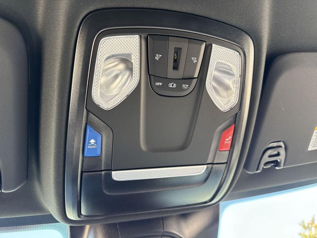 Ram 5500 Tradesman Chassis Crew Cab 4X4 60' Ca - Thumbnail 18