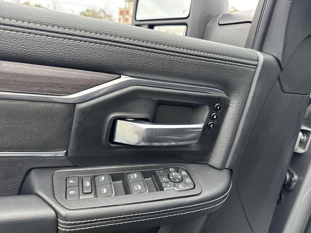 Ram 2500 Laramie Crew Cab 4X4 6'4' Box - Thumbnail 14