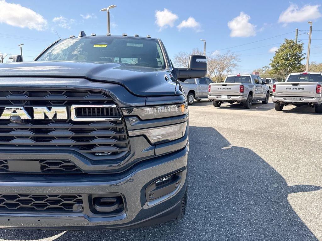 Ram 2500 Big Horn Crew Cab 4X4 6'4' Box - Thumbnail 10