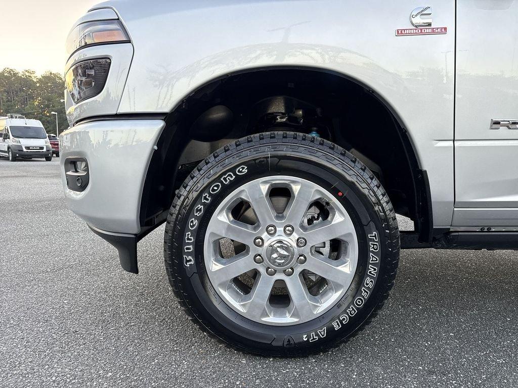 Ram 2500 Laramie Crew Cab 4X4 6'4' Box - Thumbnail 11