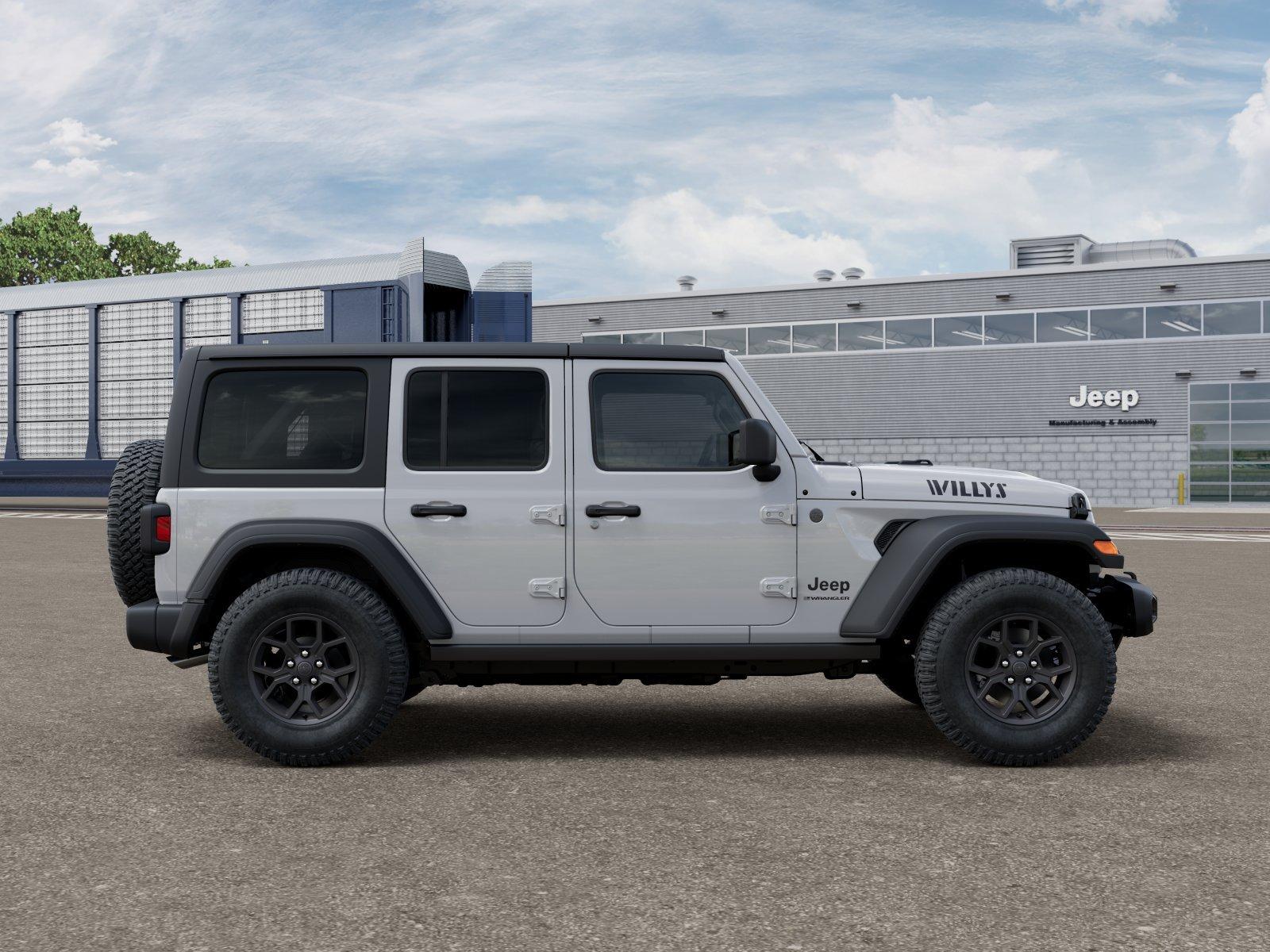 Jeep Wrangler 4-Door Willys - Thumbnail 13