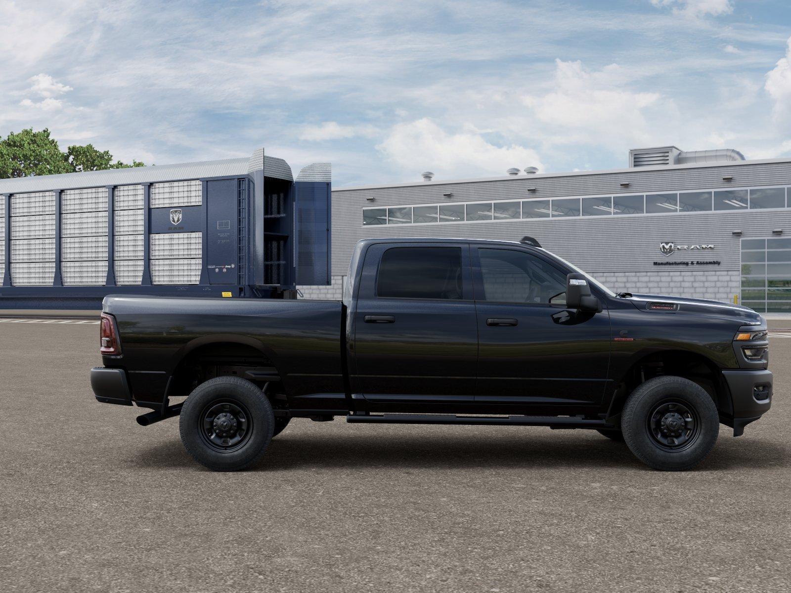 Ram 2500 Tradesman Crew Cab 4X4 6'4' Box - Thumbnail 13