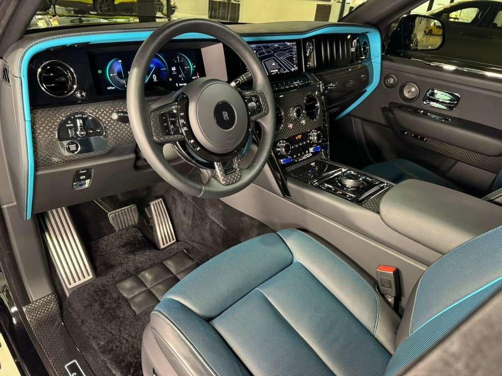 Rolls-Royce Cullinan - Thumbnail 9